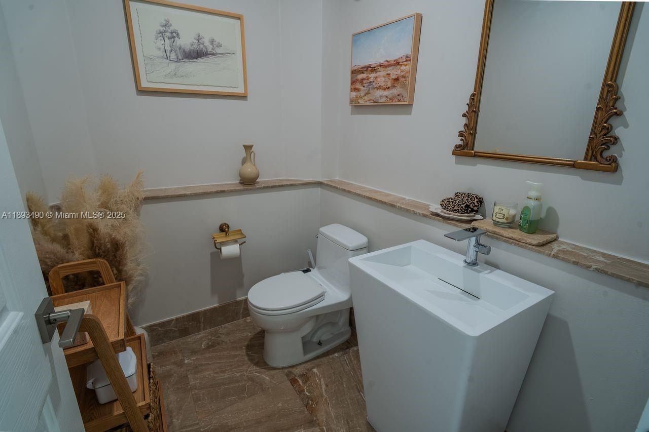 SECTOR 7 - - Residential Lease