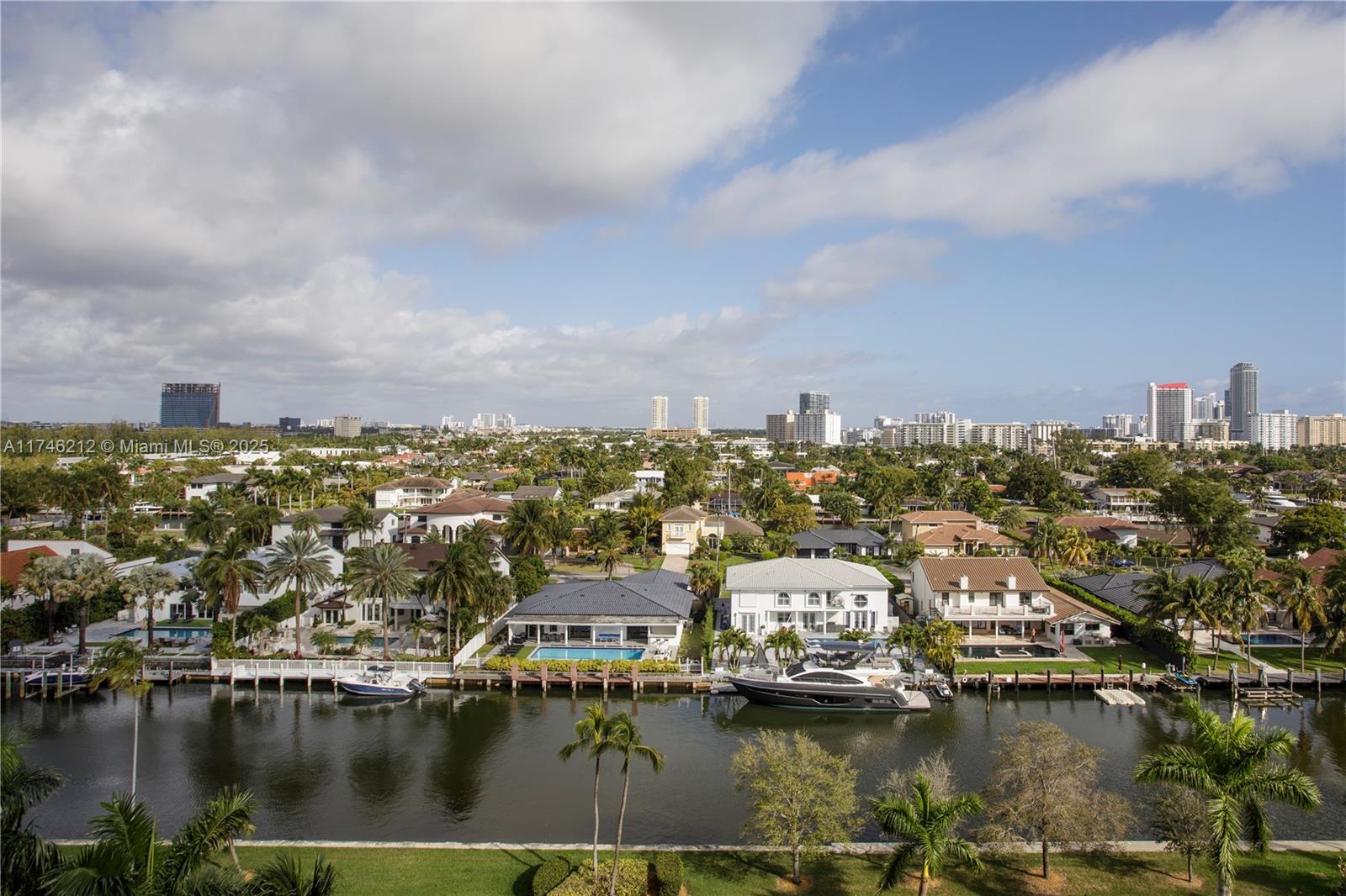 Property for Sale at 3600 Yacht Club Dr 902, Aventura, Miami-Dade County, Florida - Bedrooms: 3 
Bathrooms: 2  - $728,000