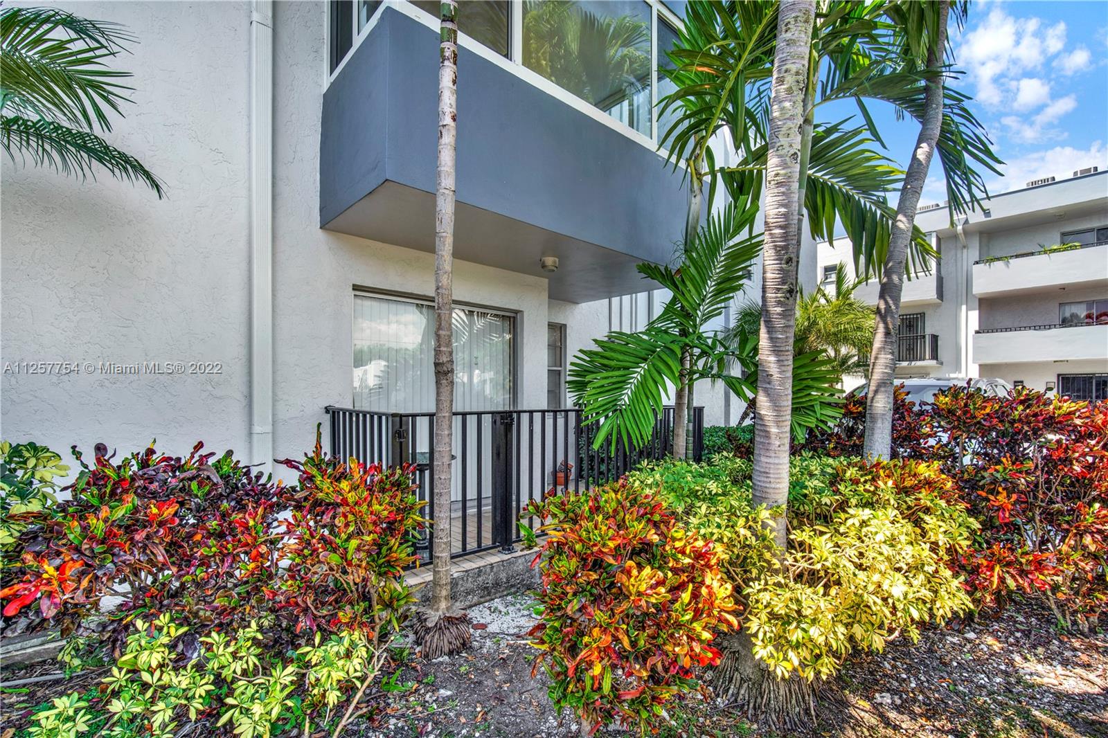 GROVE GARDENS CONDO - Residential