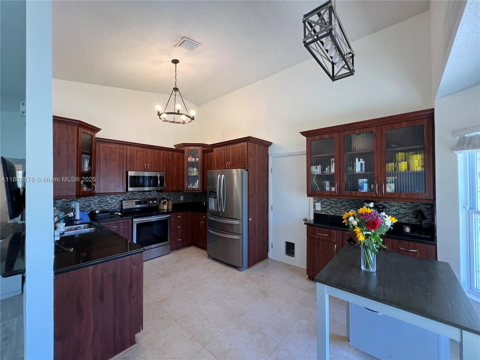 13570 SW 10th Pl