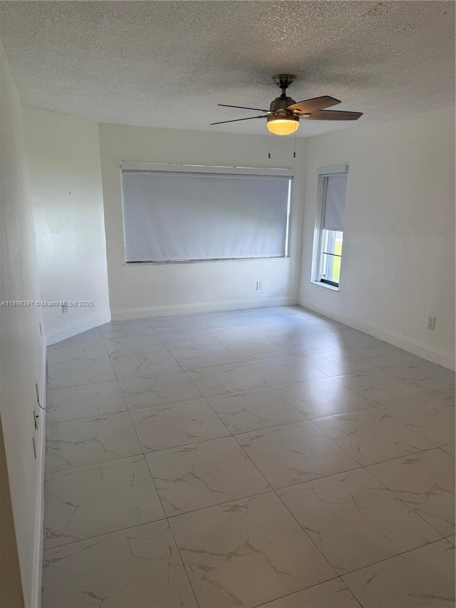 THE TOWNHOMES OF DORAL OA - Residential