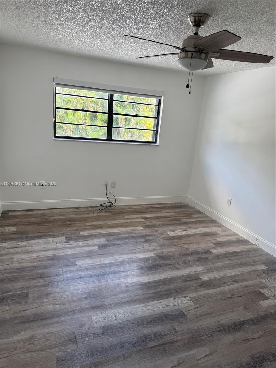 THE TOWNHOMES OF DORAL OA - Residential