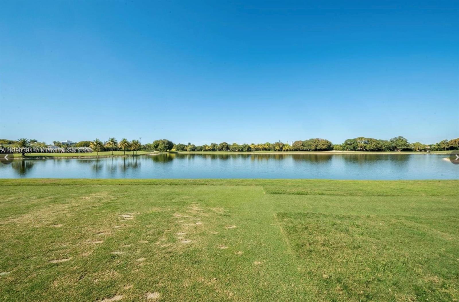 THE TOWNHOMES OF DORAL OA - Residential