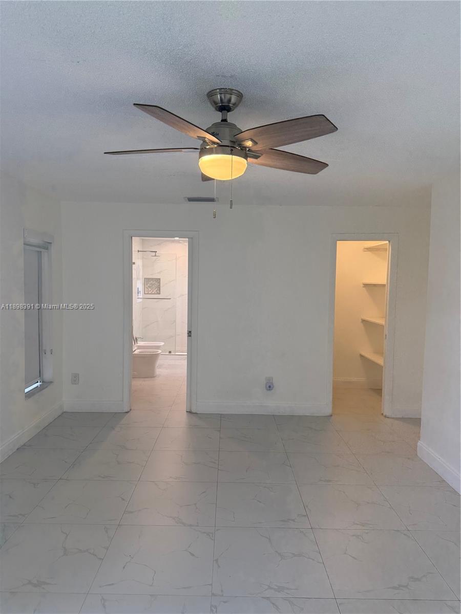 THE TOWNHOMES OF DORAL OA - Residential