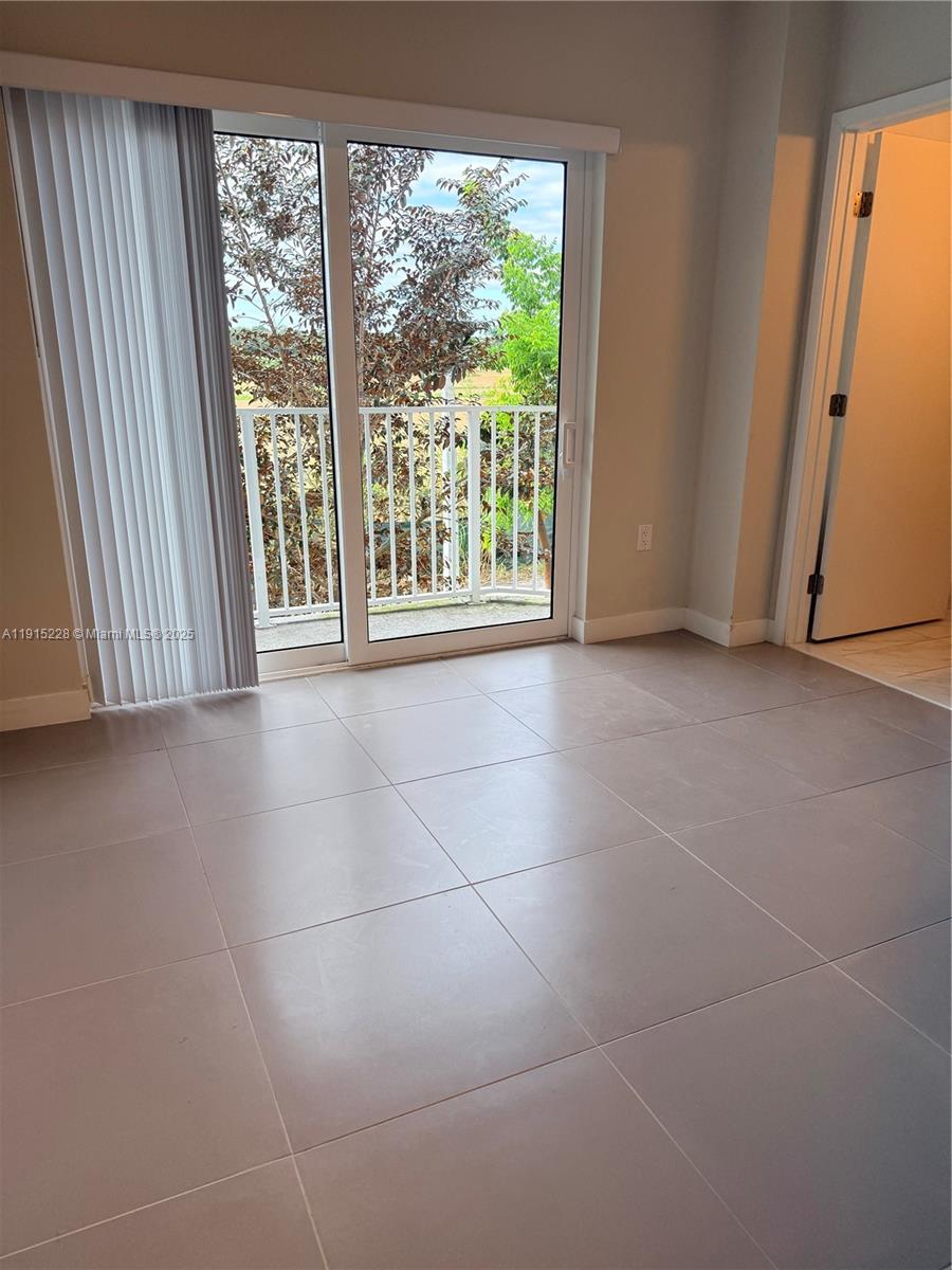 PARADISE ONE - Residential Lease