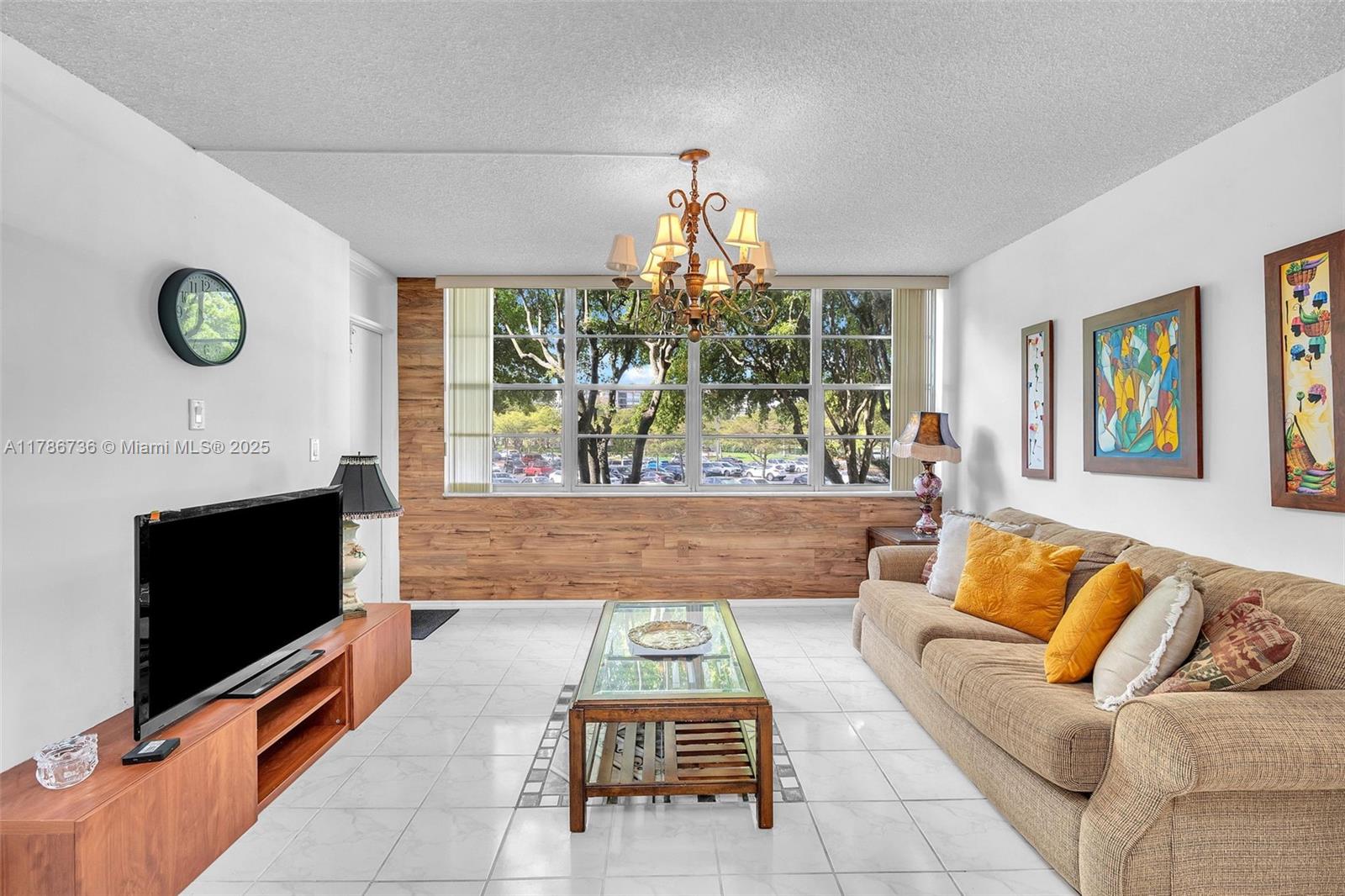 Rental Property at 1400 Saint Charles Pl 214, Pembroke Pines, Miami-Dade County, Florida - Bedrooms: 1 
Bathrooms: 2  - $1,700 MO.