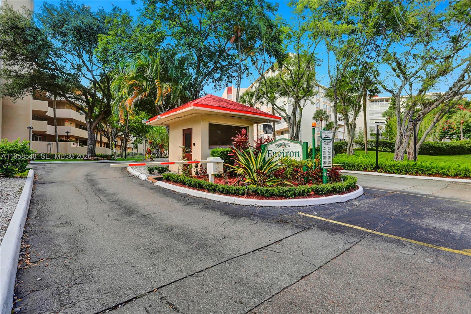 ENVIRON I CONDO 9 - Residential