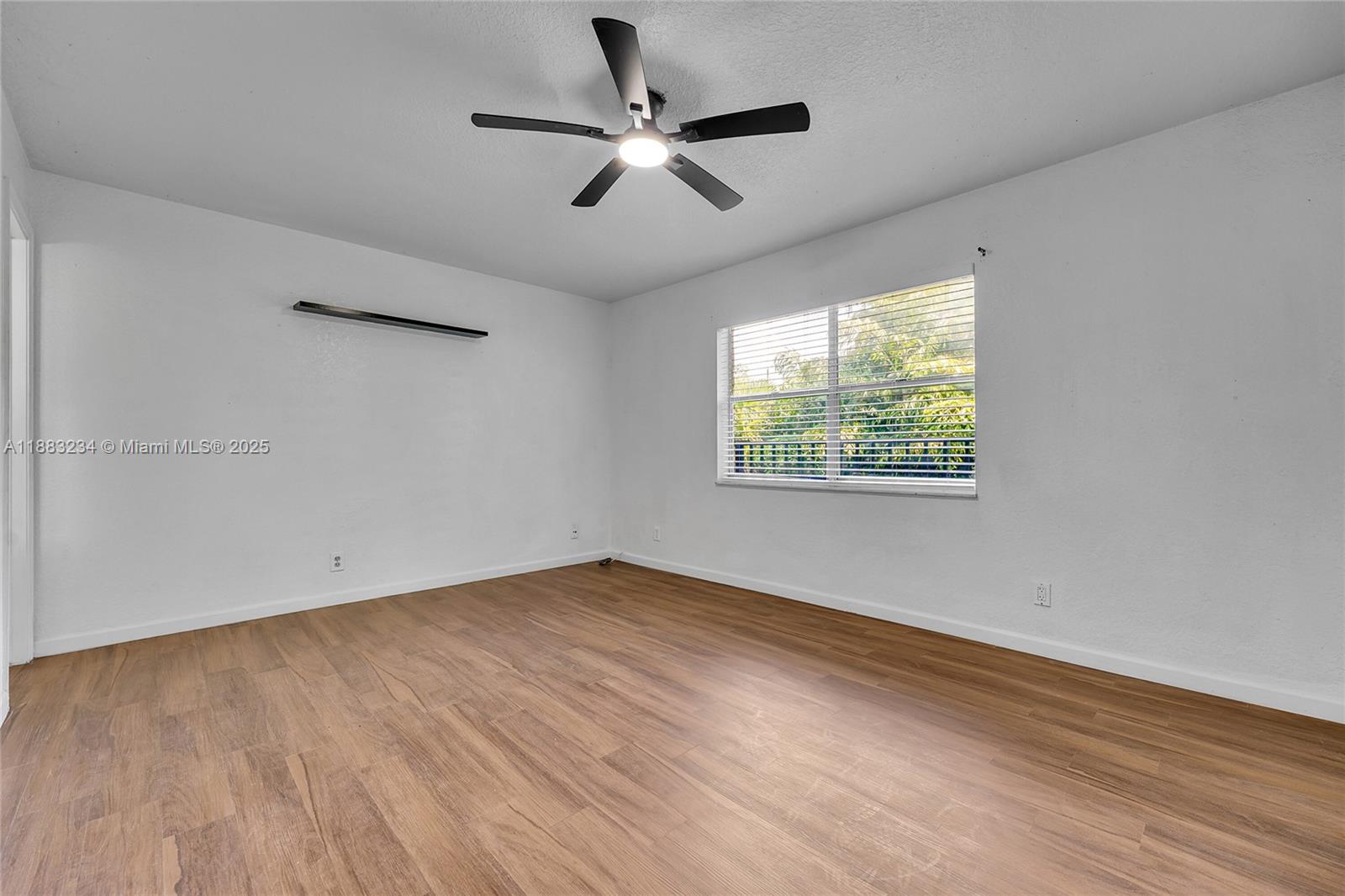 CARDINAL PLACE CONDO - Residential Lease
