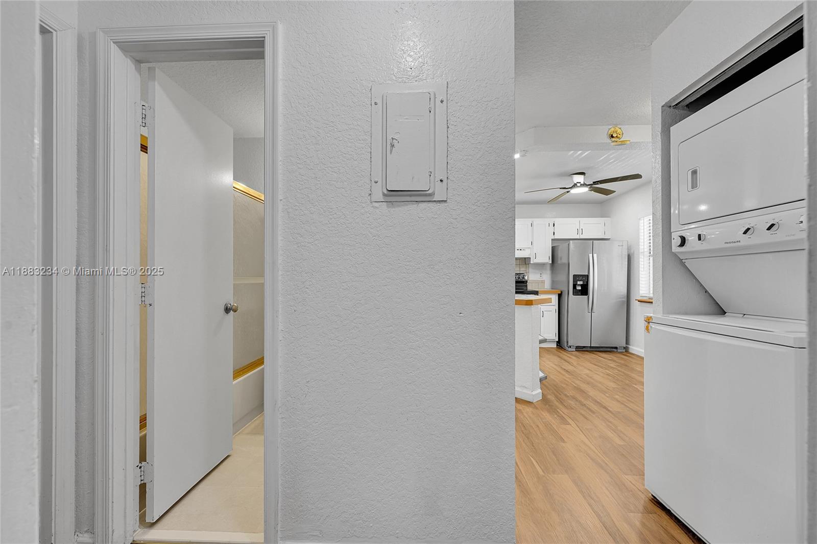 CARDINAL PLACE CONDO - Residential Lease