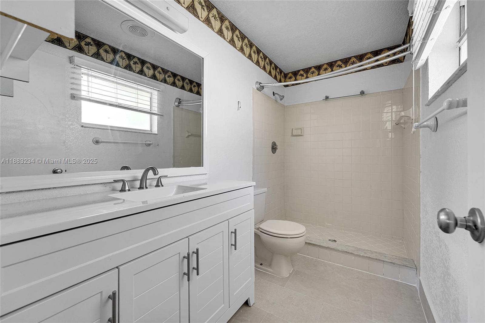 CARDINAL PLACE CONDO - Residential Lease
