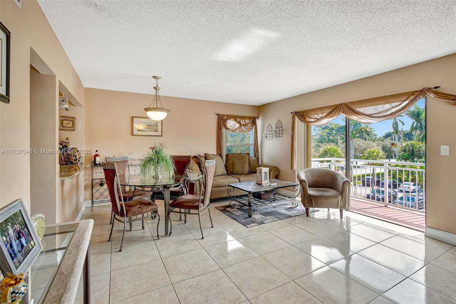505 S Pine Island Rd 306B, Plantation, Miami-Dade County, Florida - 1 Bedrooms  
1 Bathrooms - 