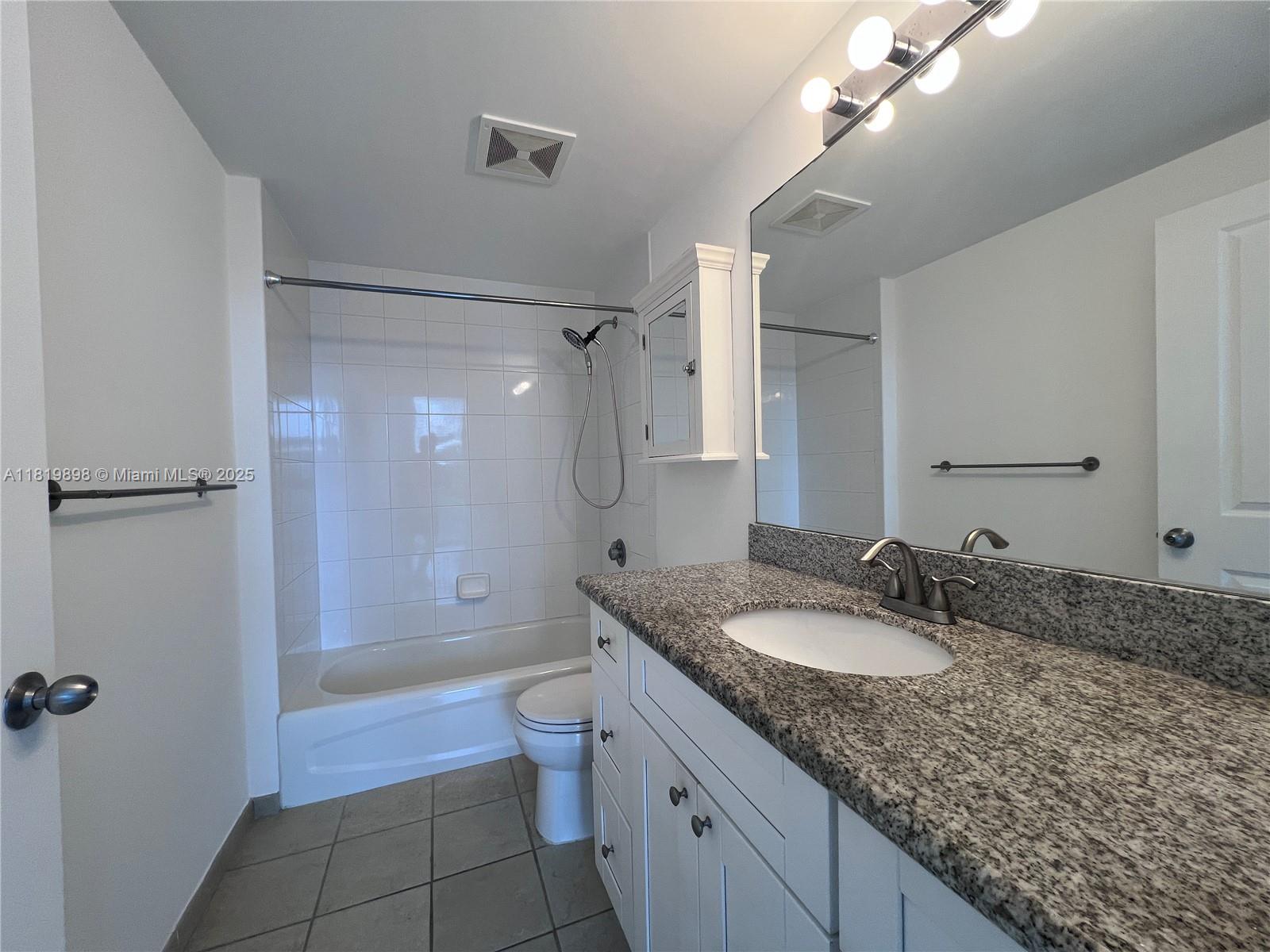 VUE AT BRICKELL CONDO - Residential Lease