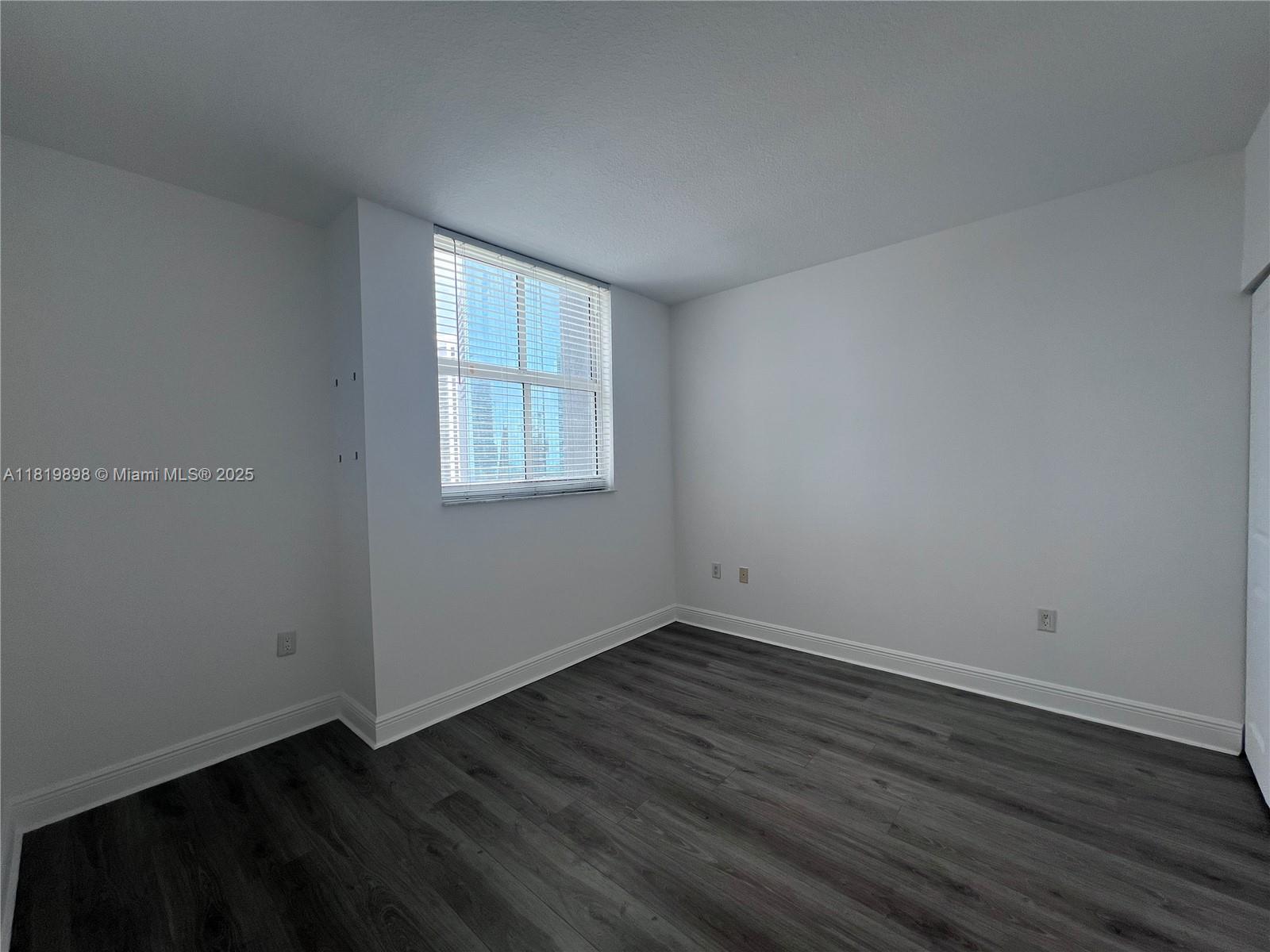 VUE AT BRICKELL CONDO - Residential Lease