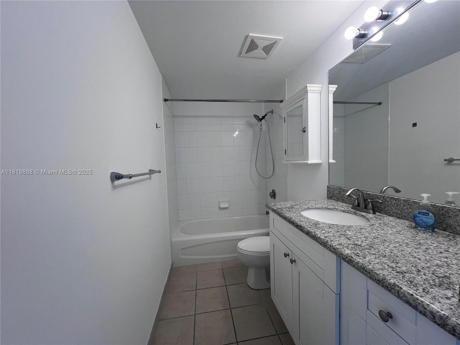 VUE AT BRICKELL CONDO - Residential Lease