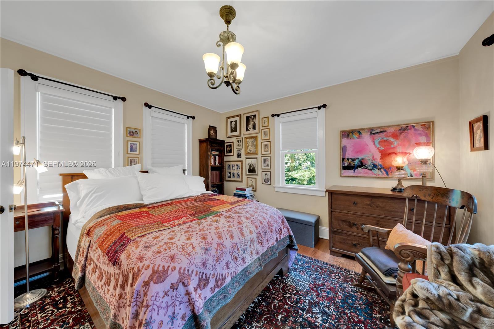 ESPANOLA HEIGHTS - Residential