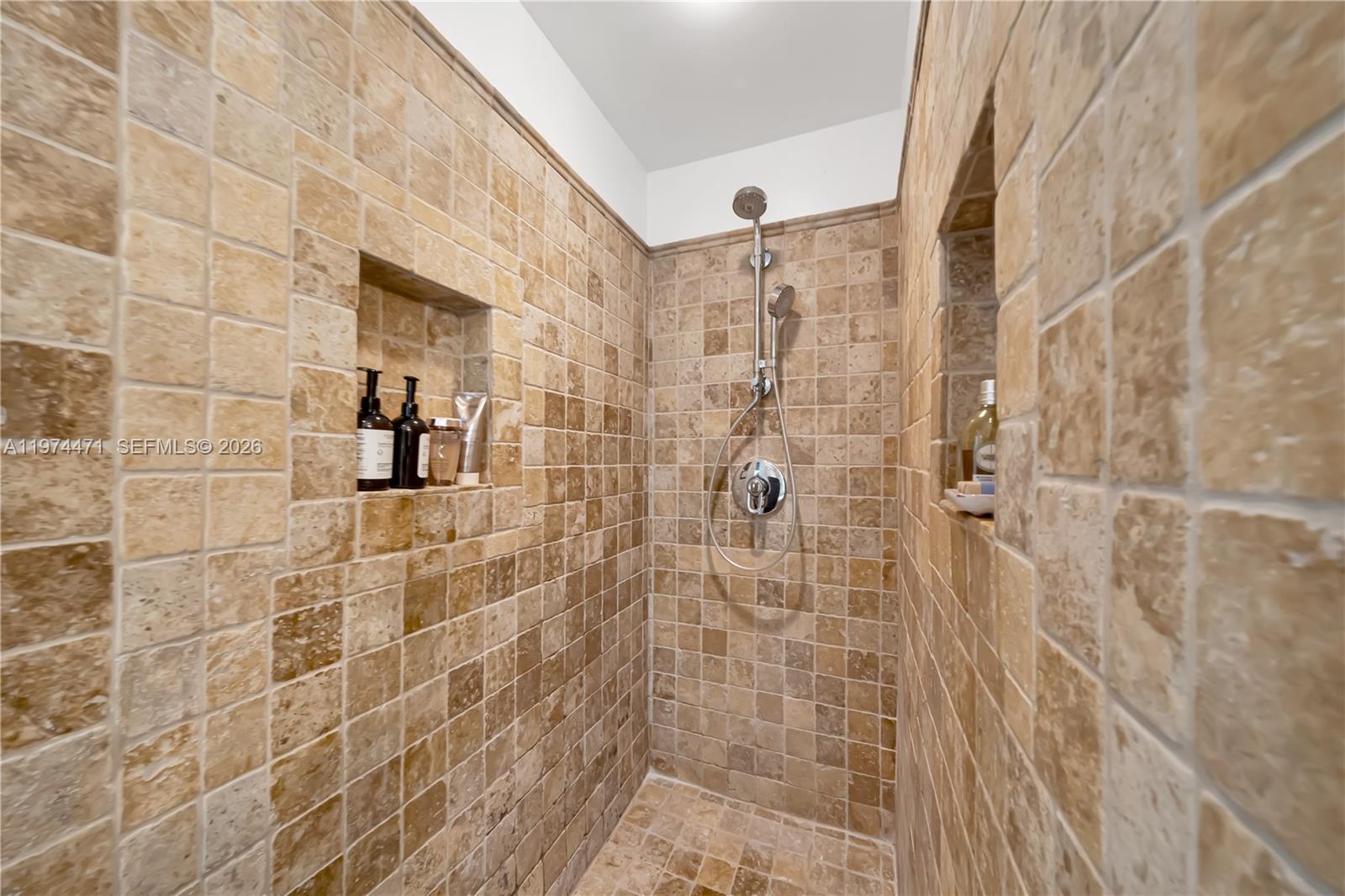 ESPANOLA HEIGHTS - Residential