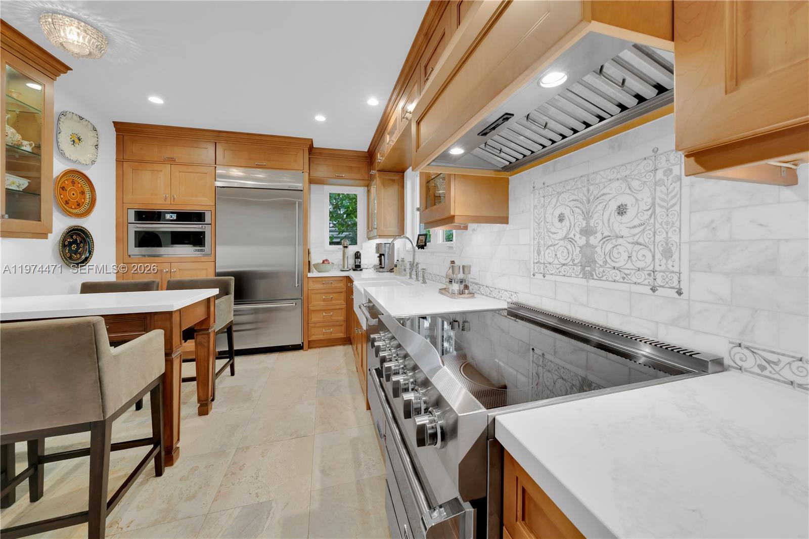 ESPANOLA HEIGHTS - Residential