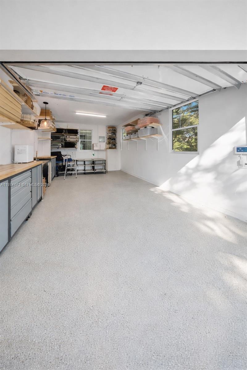 ESPANOLA HEIGHTS - Residential