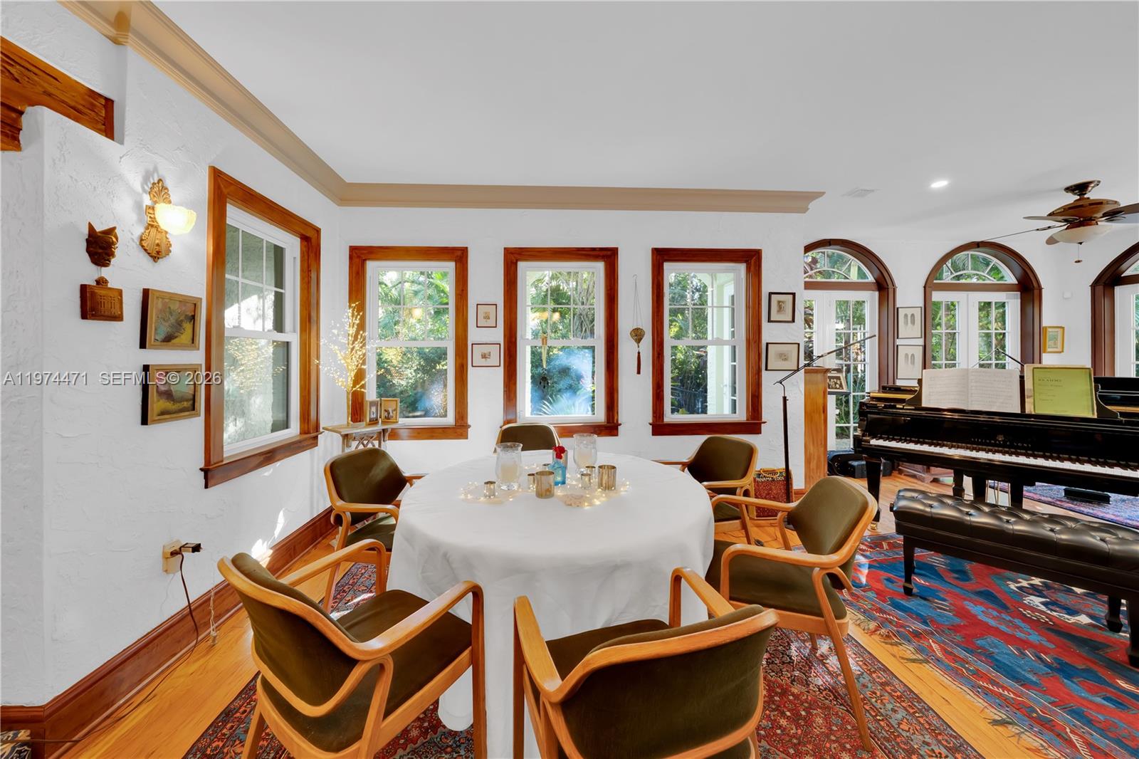 ESPANOLA HEIGHTS - Residential