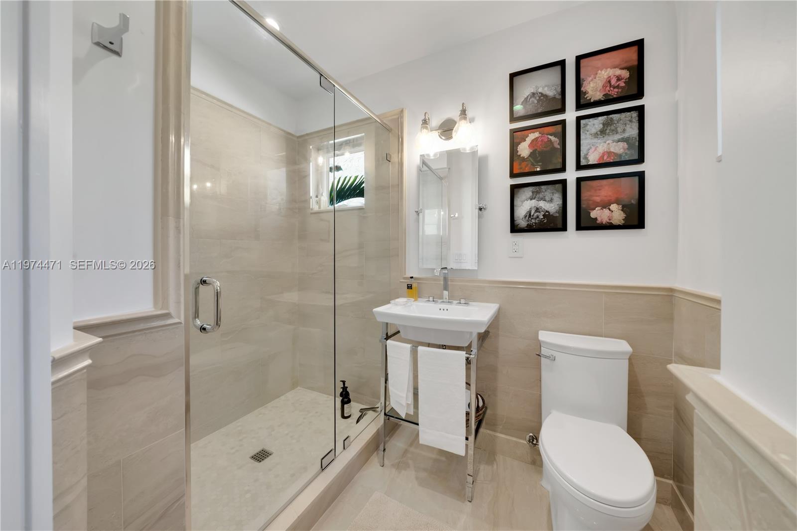 ESPANOLA HEIGHTS - Residential