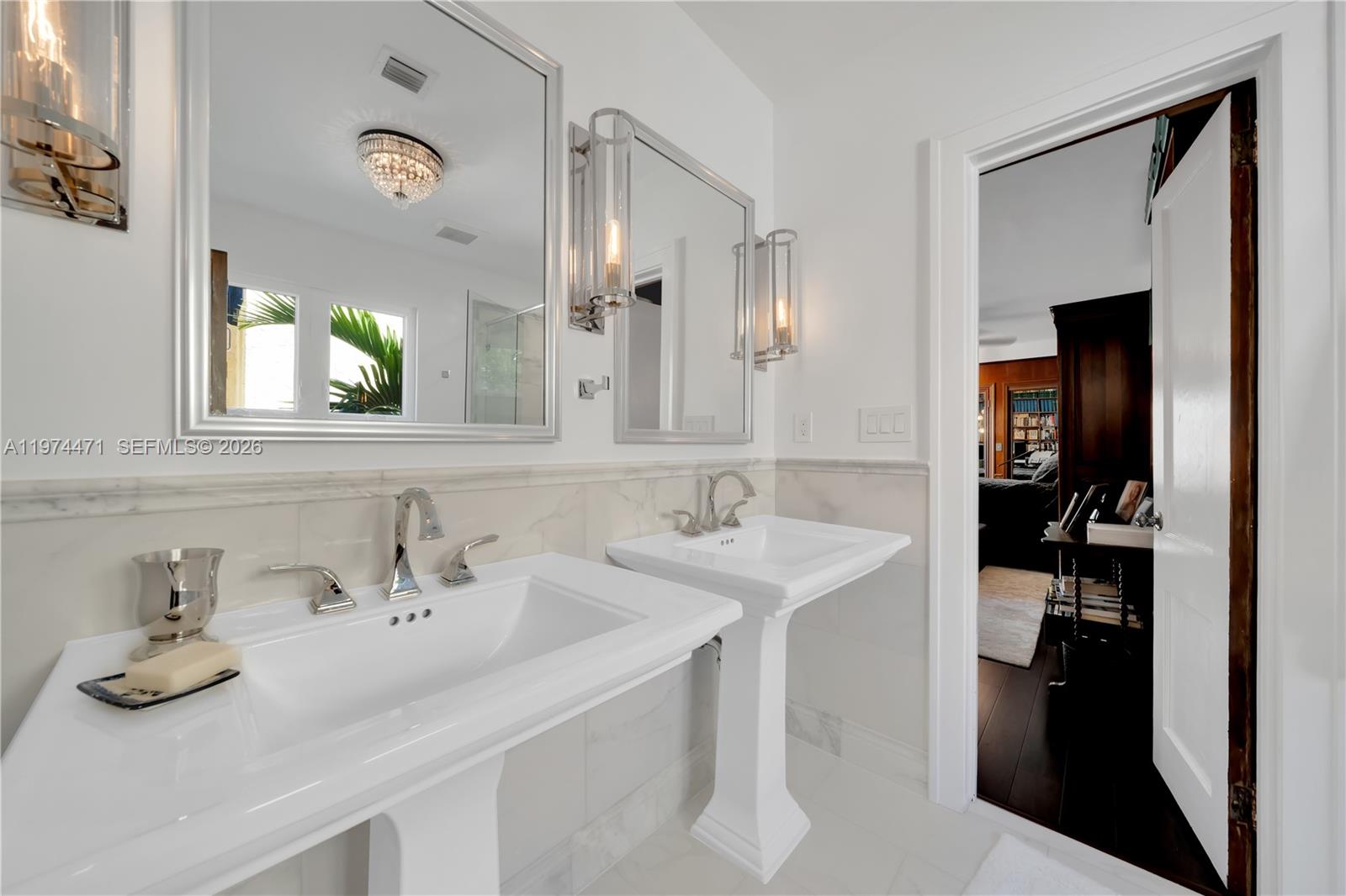 ESPANOLA HEIGHTS - Residential