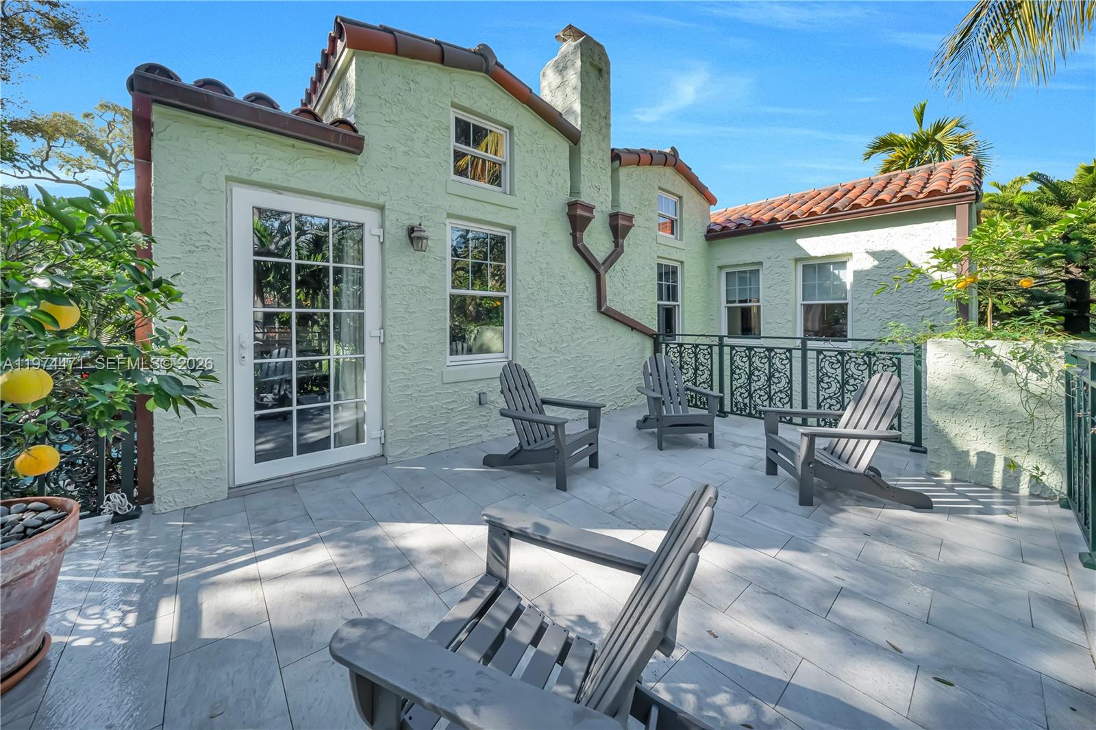 ESPANOLA HEIGHTS - Residential