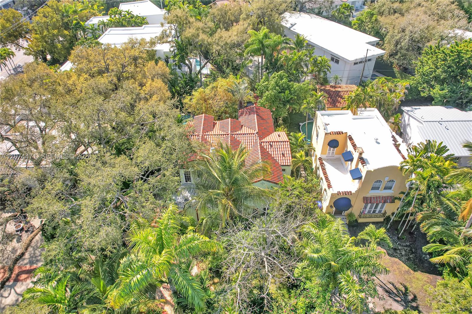 ESPANOLA HEIGHTS - Residential