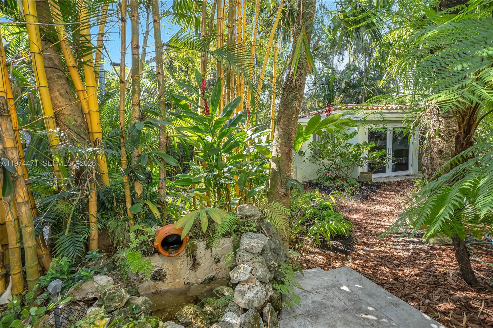 ESPANOLA HEIGHTS - Residential