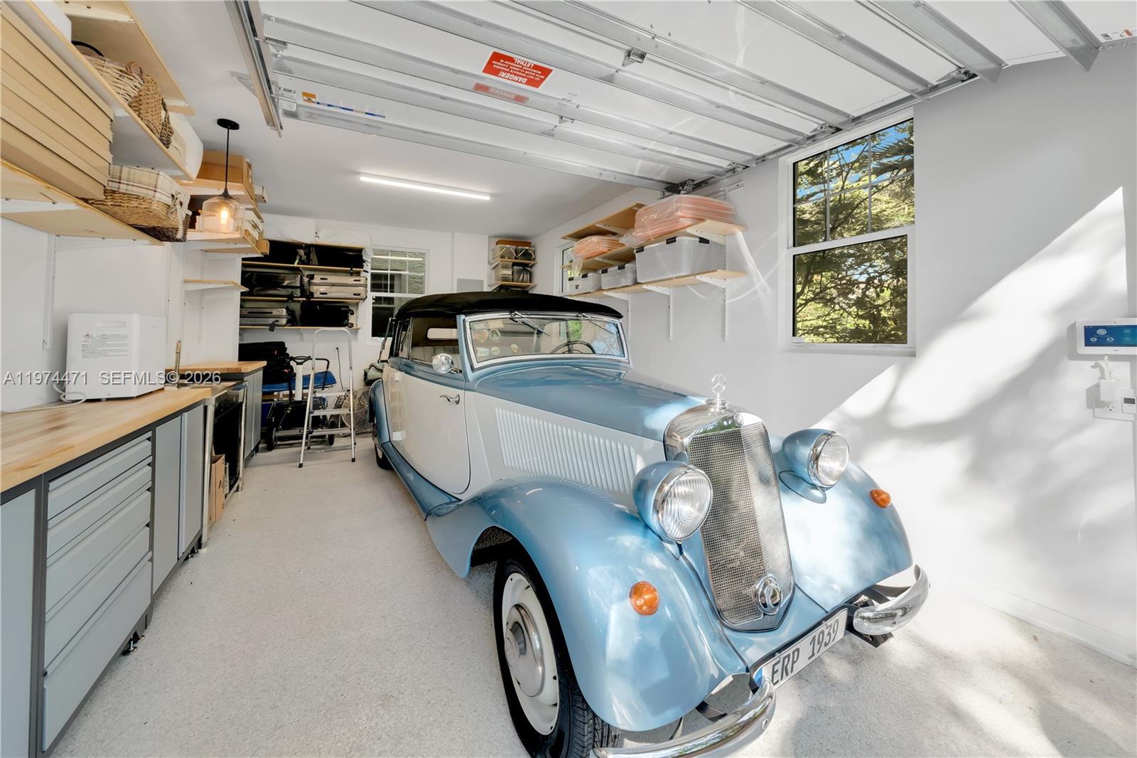 ESPANOLA HEIGHTS - Residential