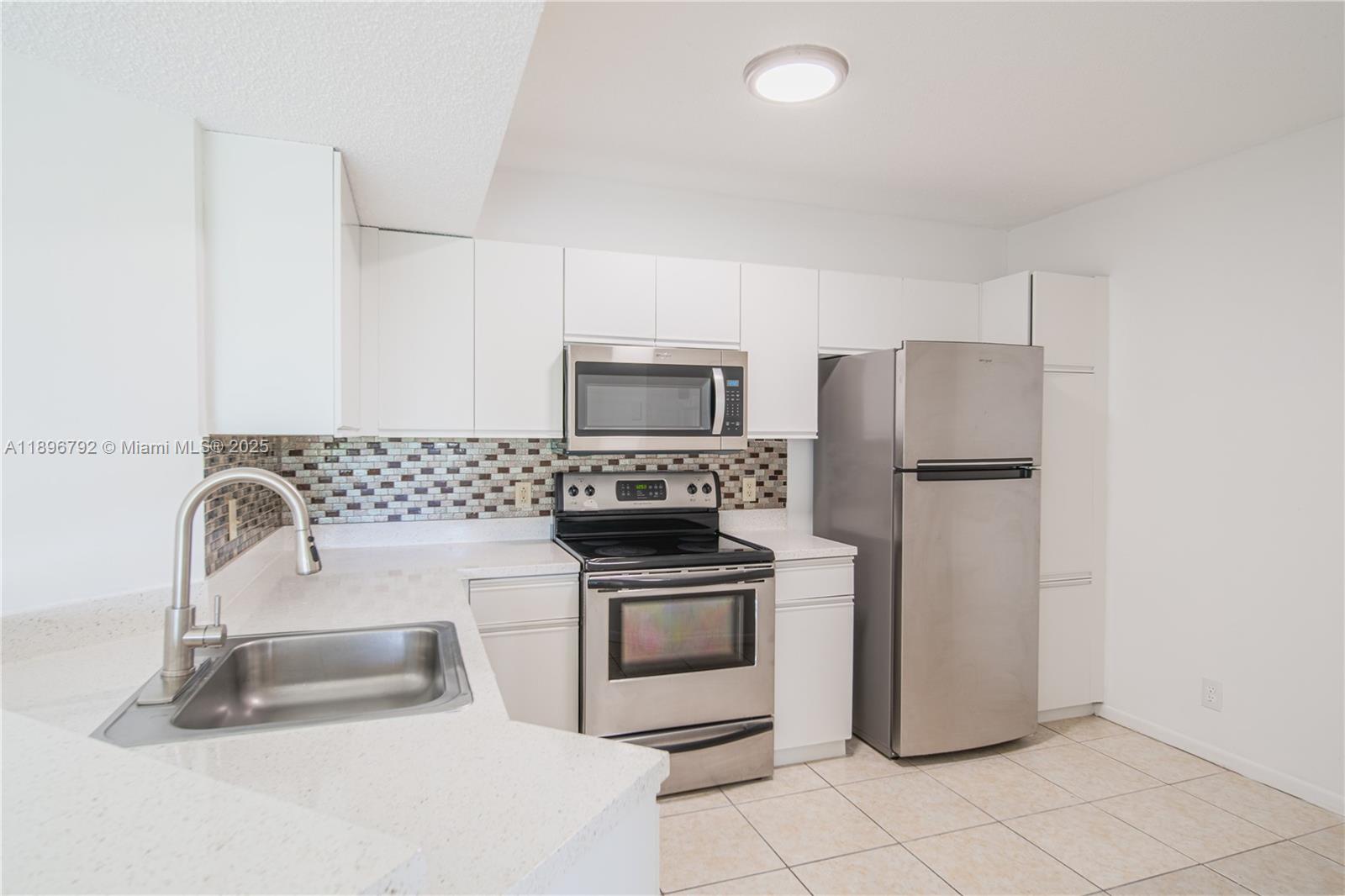 EDGEWATER CONDO - Residential Lease