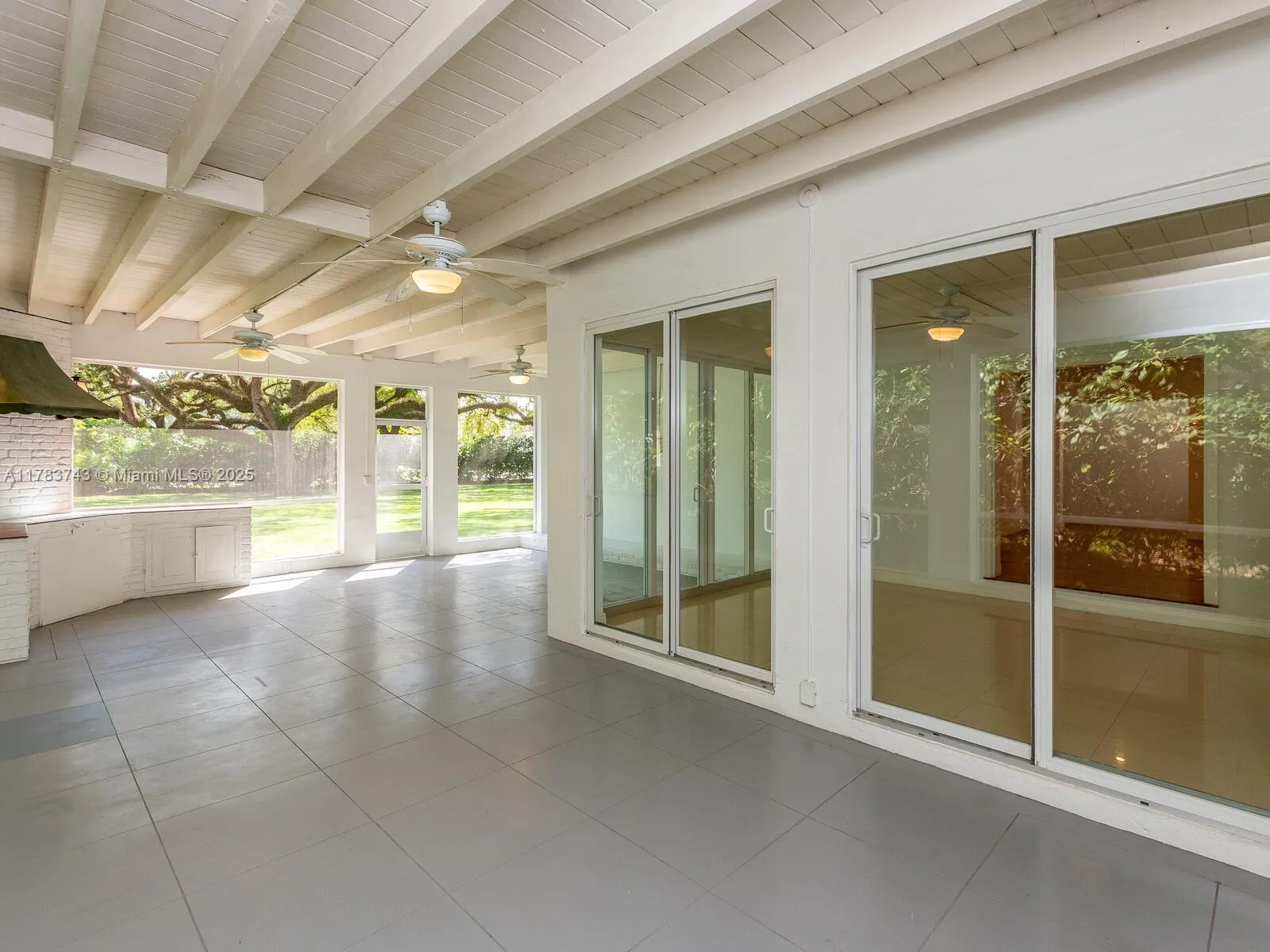 Coral Gables, Florida 33146, United States, 4 Bedrooms Bedrooms, ,4 BathroomsBathrooms,Residential,Active,110921