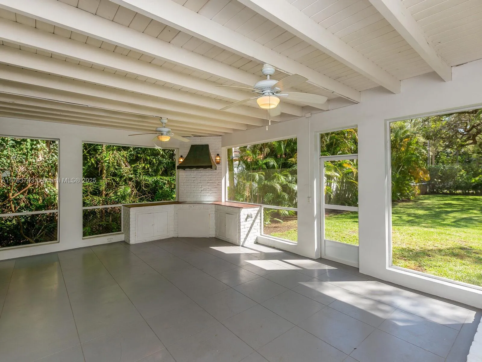 Coral Gables, Florida 33146, United States, 4 Bedrooms Bedrooms, ,4 BathroomsBathrooms,Residential,Active,110921