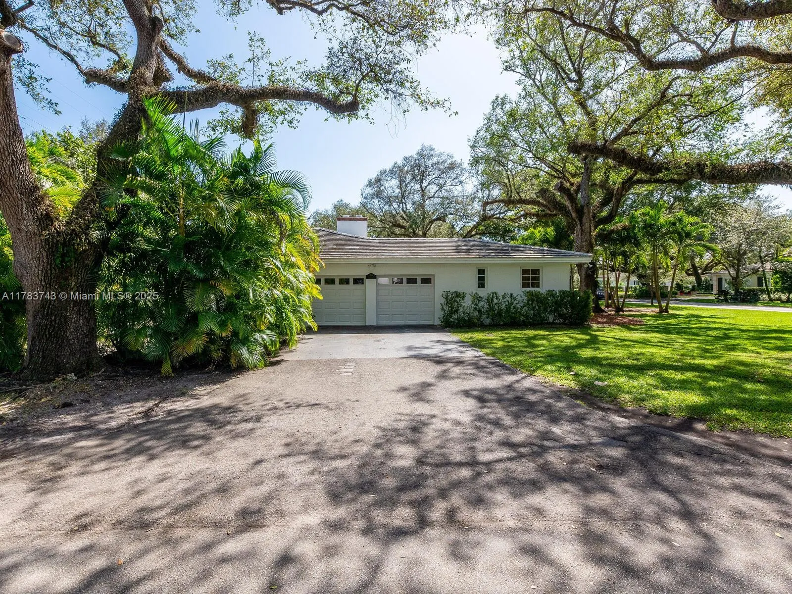 Coral Gables, Florida 33146, United States, 4 Bedrooms Bedrooms, ,4 BathroomsBathrooms,Residential,Active,110921
