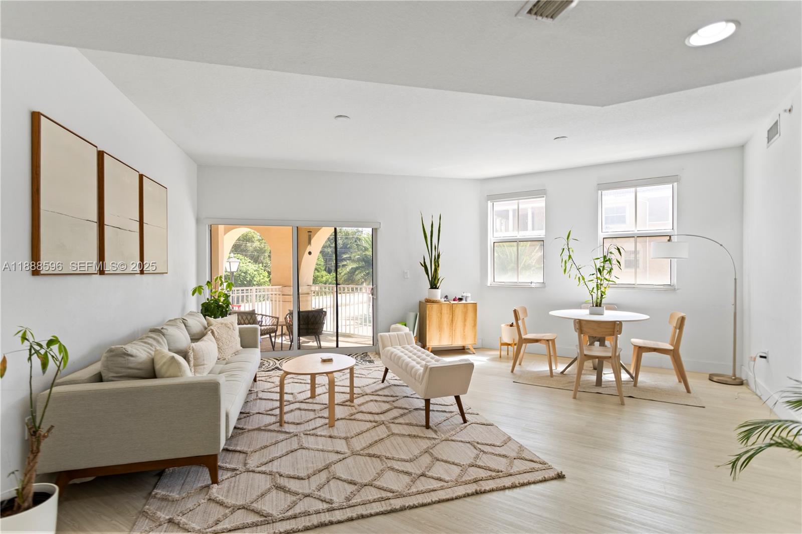 CORONADO AT DORAL I CONDO - Residential