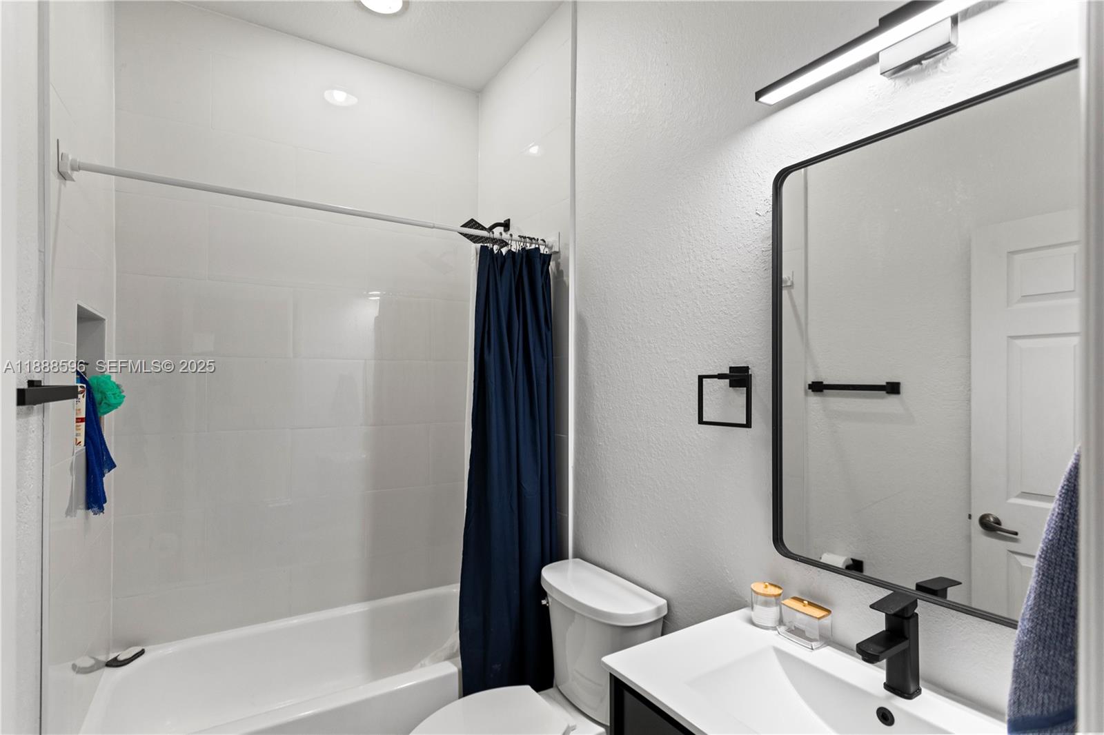 CORONADO AT DORAL I CONDO - Residential