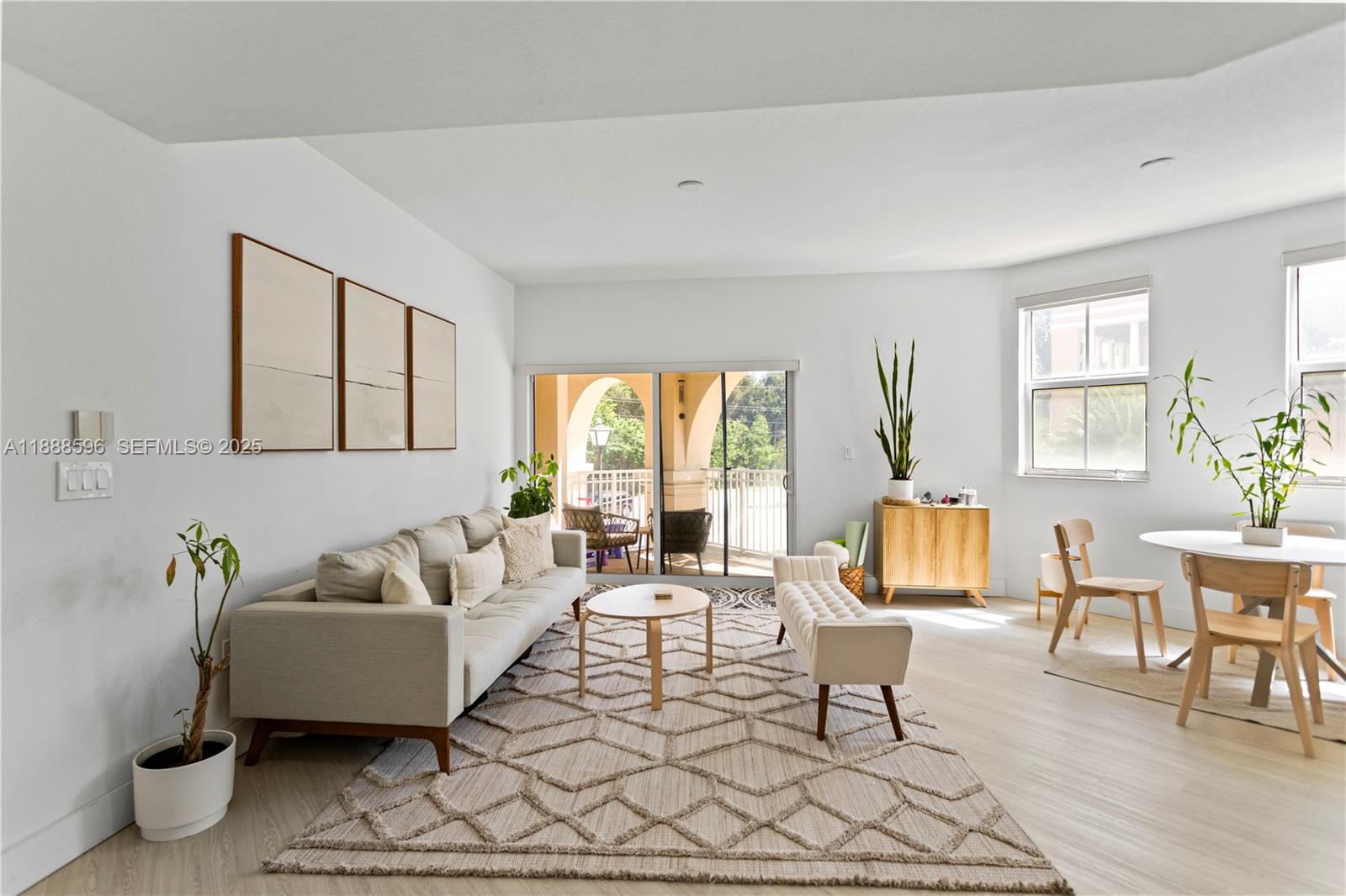 CORONADO AT DORAL I CONDO - Residential