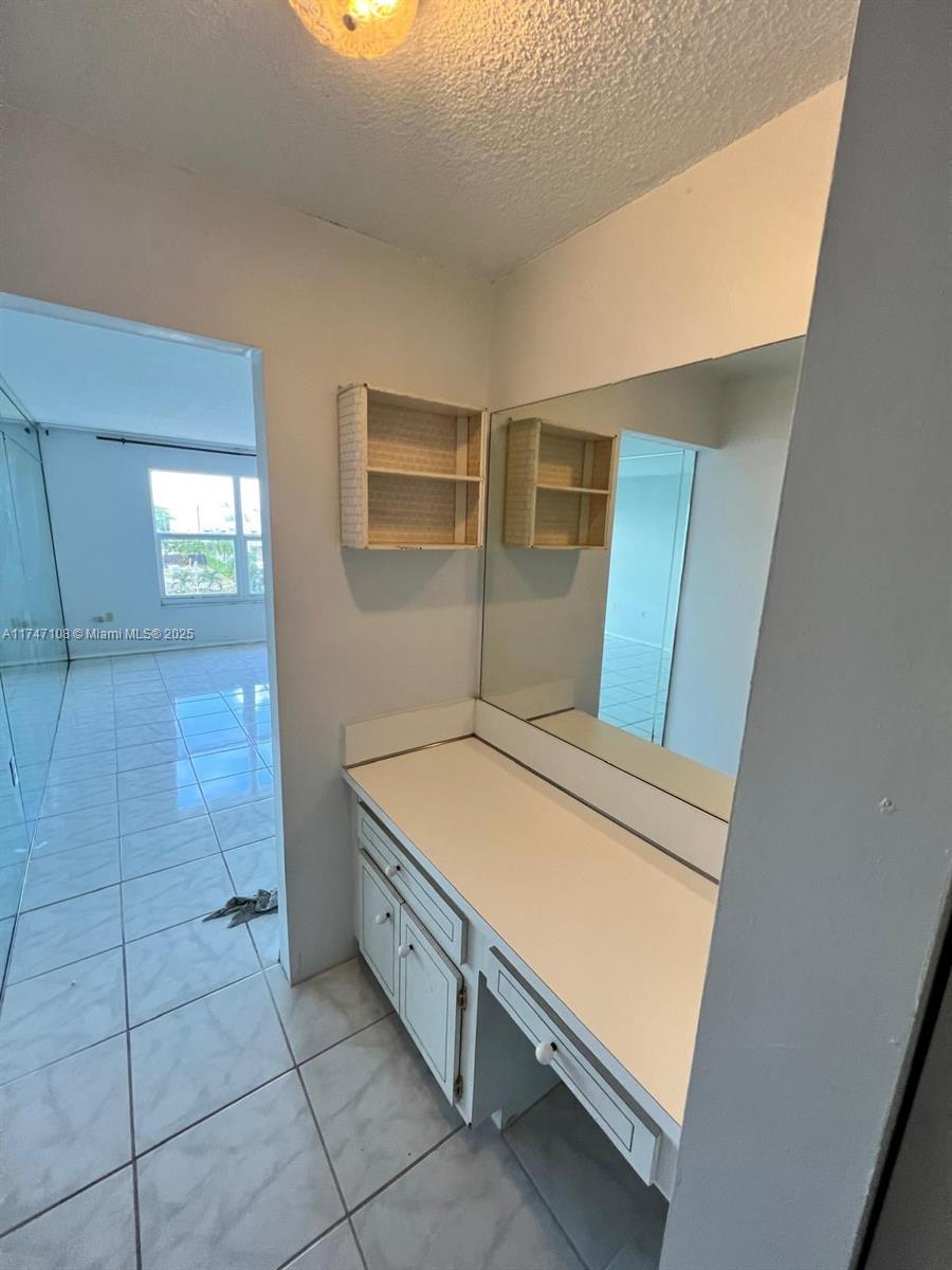 THE LEEWARD CONDO - Residential