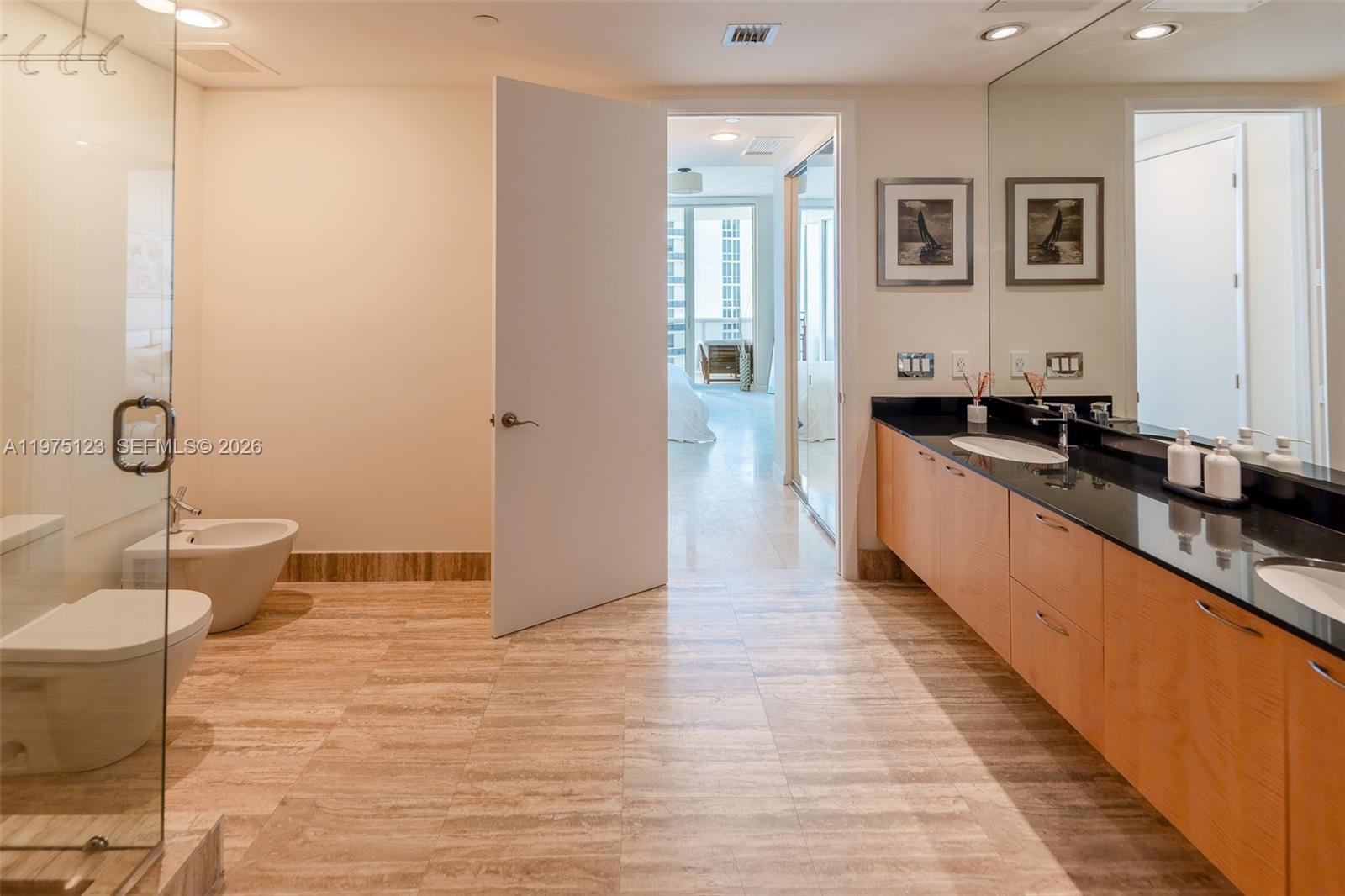 TDR TOWER II CONDO - Residential