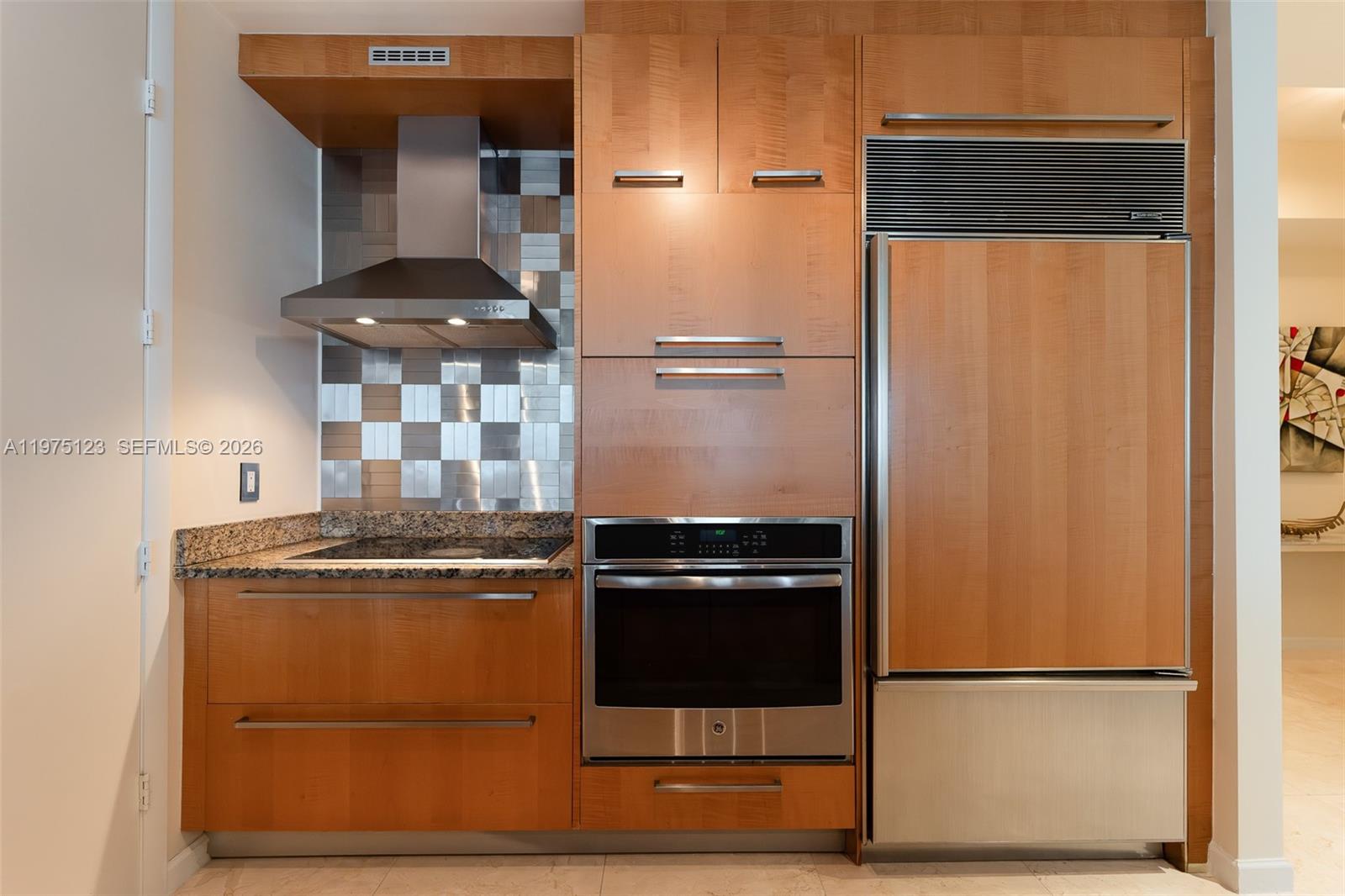 TDR TOWER II CONDO - Residential