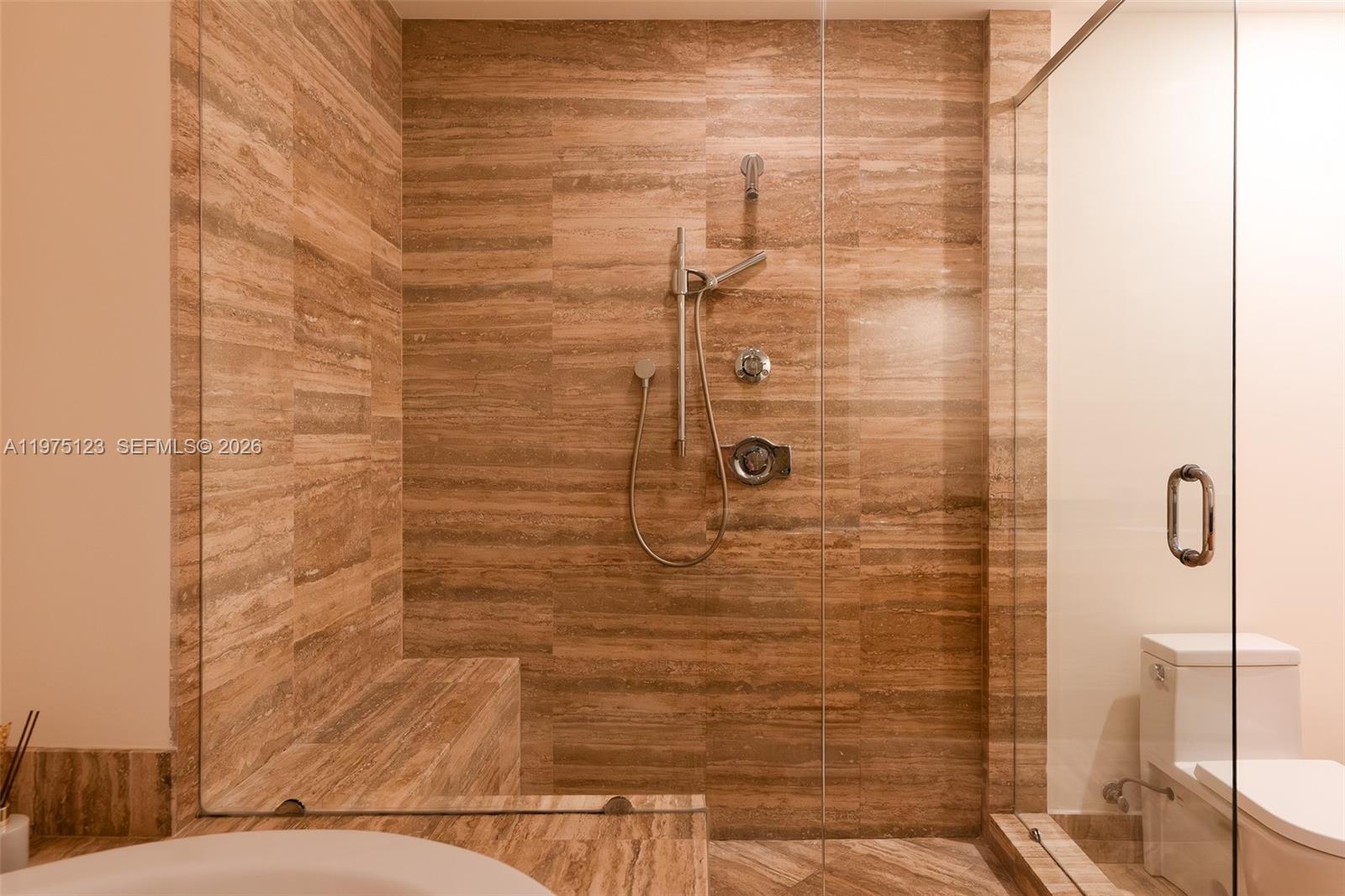 TDR TOWER II CONDO - Residential