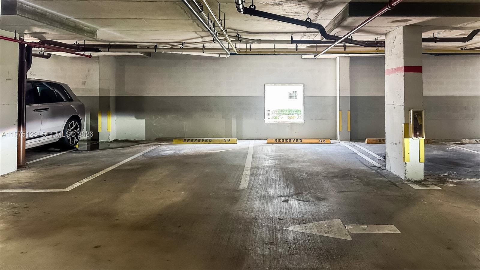 TDR TOWER II CONDO - Residential