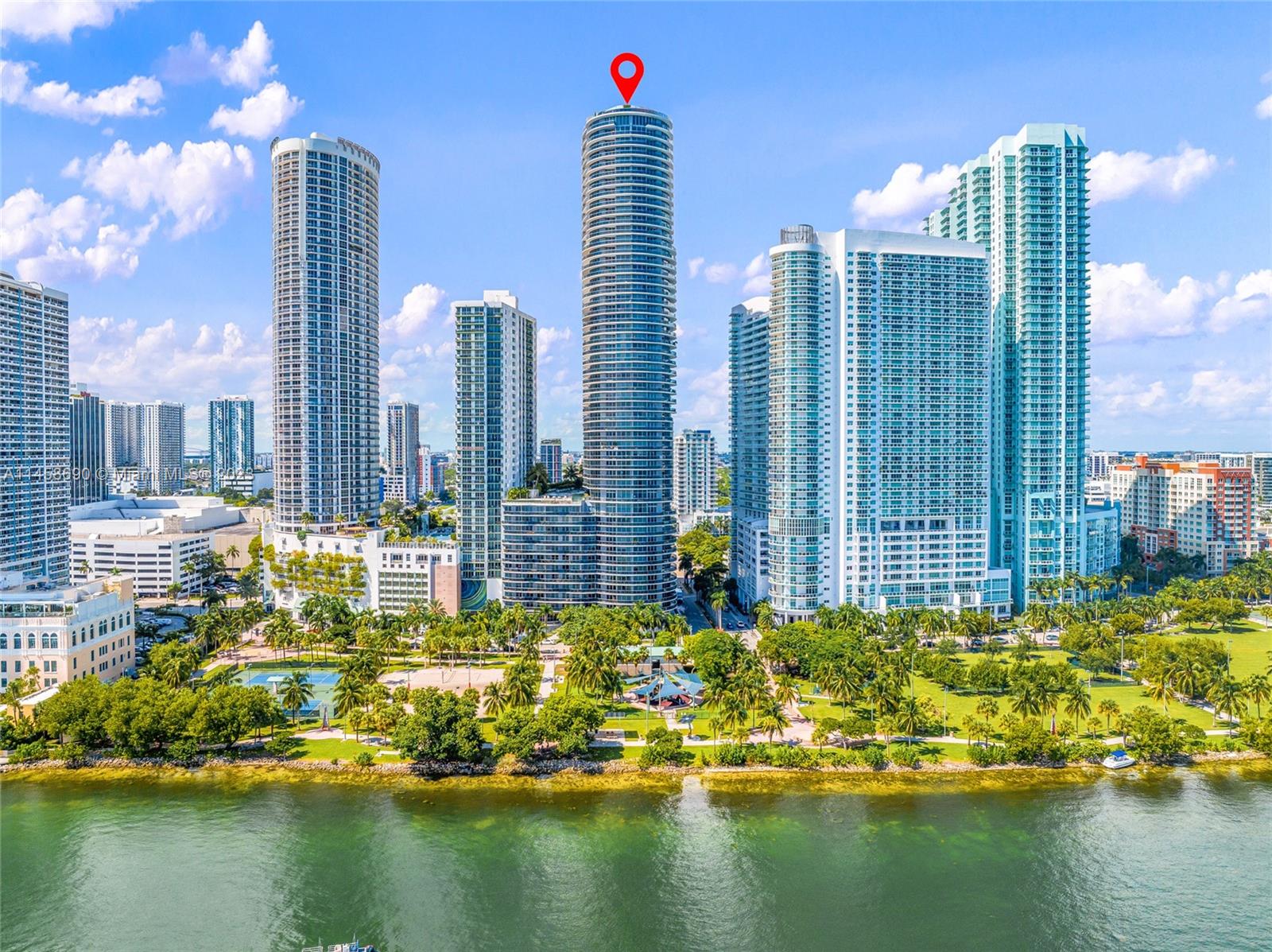 ARIA ON THE BAY CONDO - Residential