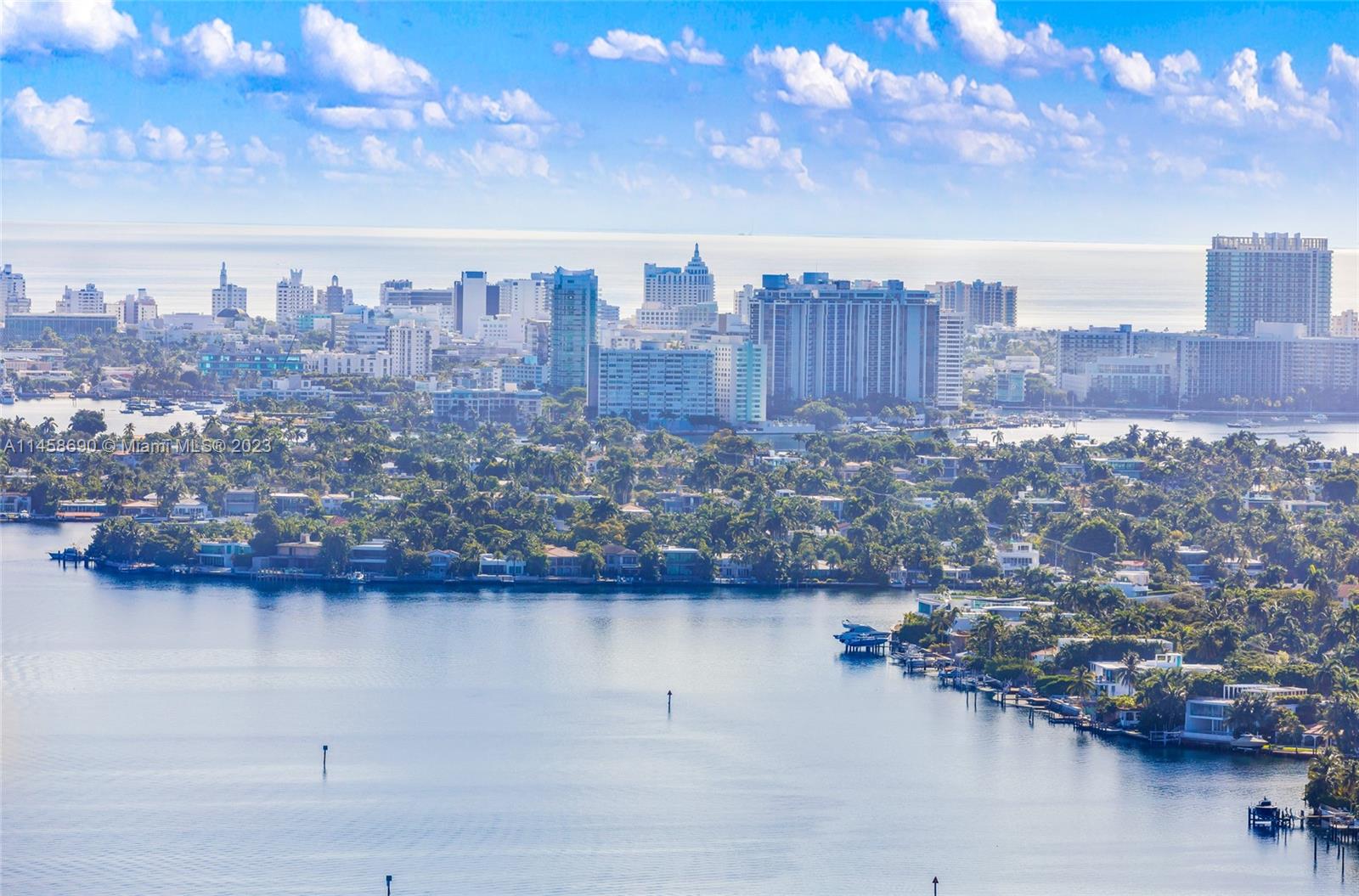 ARIA ON THE BAY CONDO - Residential