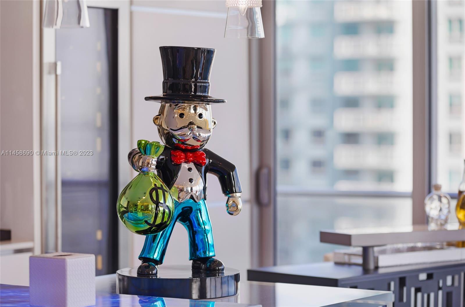 ARIA ON THE BAY CONDO - Residential