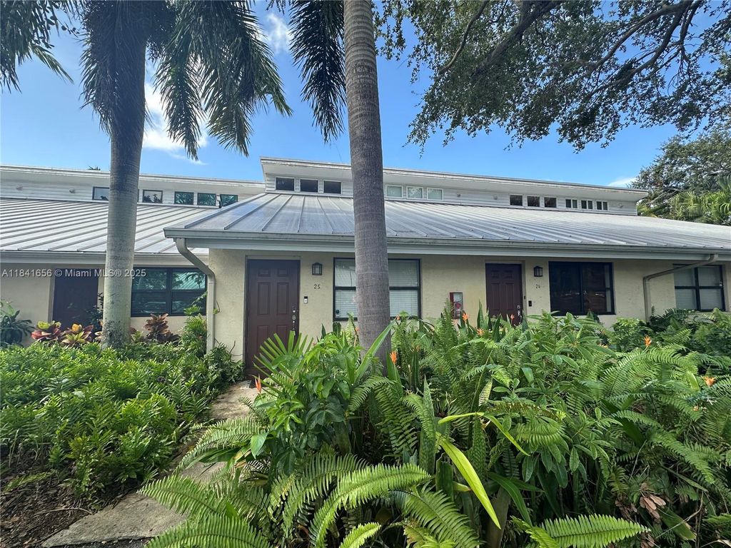 Photo of 1455 Holly Heights Dr #25, Fort Lauderdale, FL 33304 (MLS # A11841656)