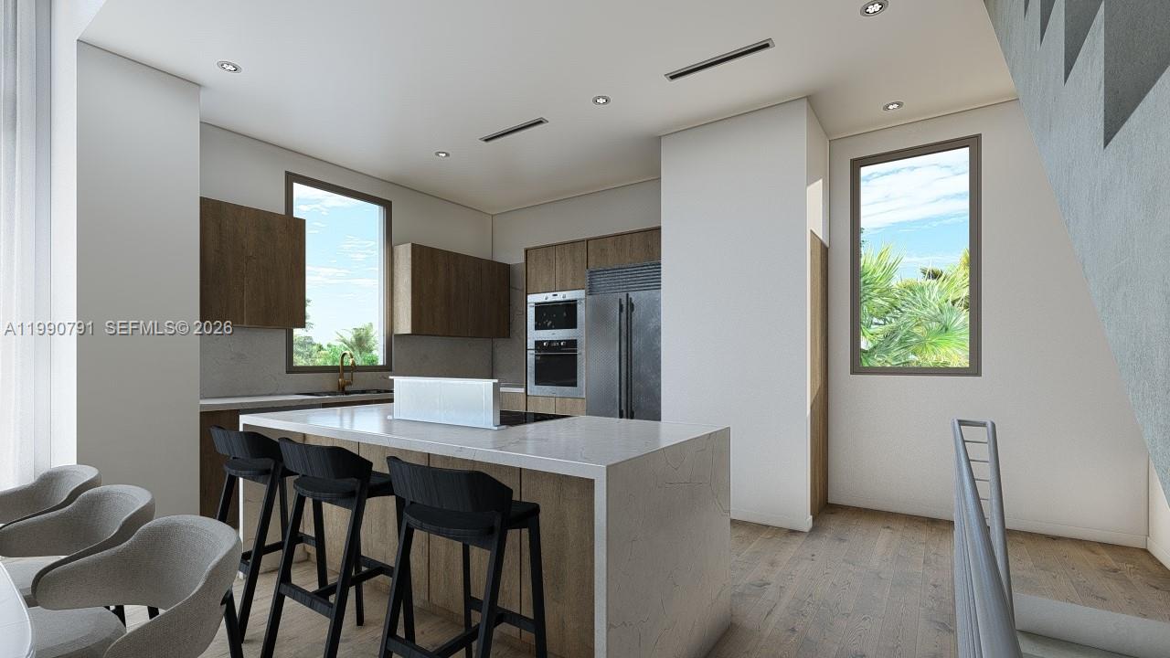 BISCAYNE BCH SUB - Land