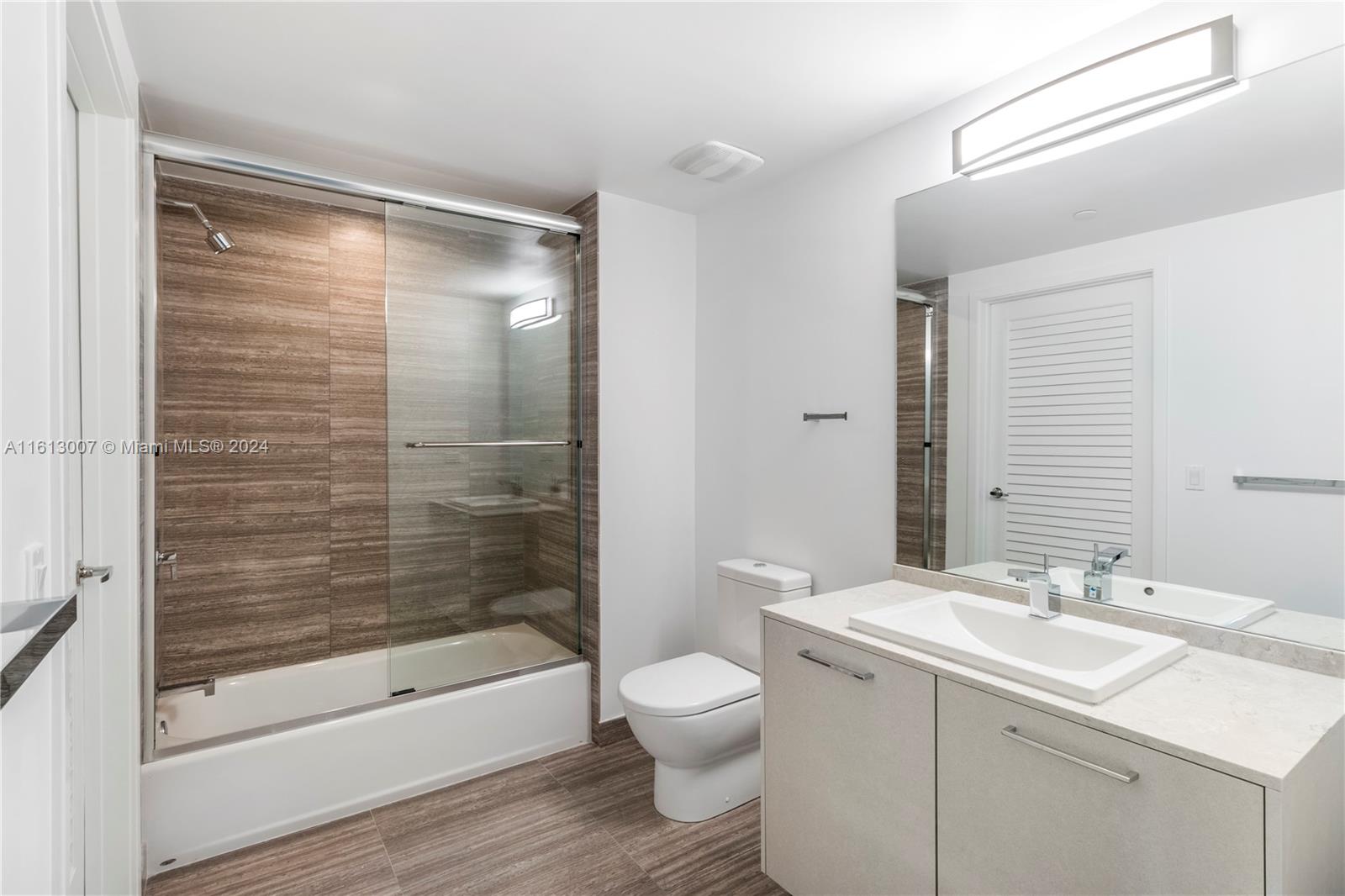 1010 BRICKELL CONDO - Residential Lease