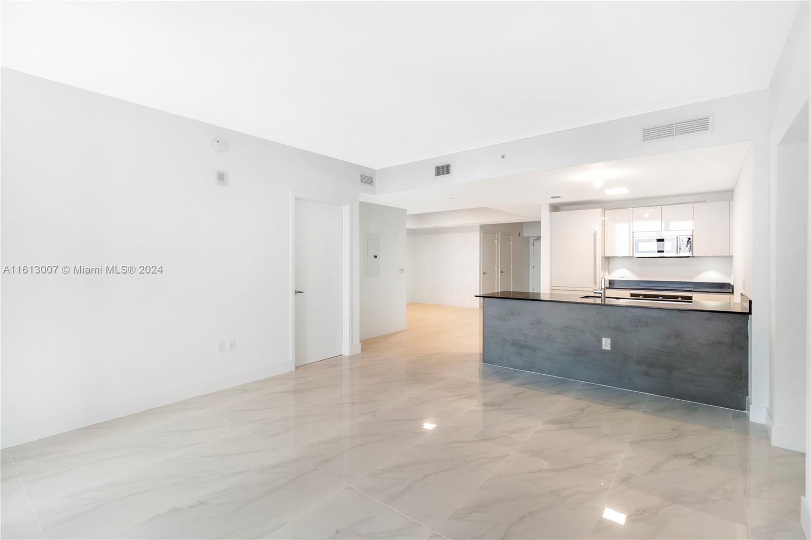 1010 BRICKELL CONDO - Residential Lease