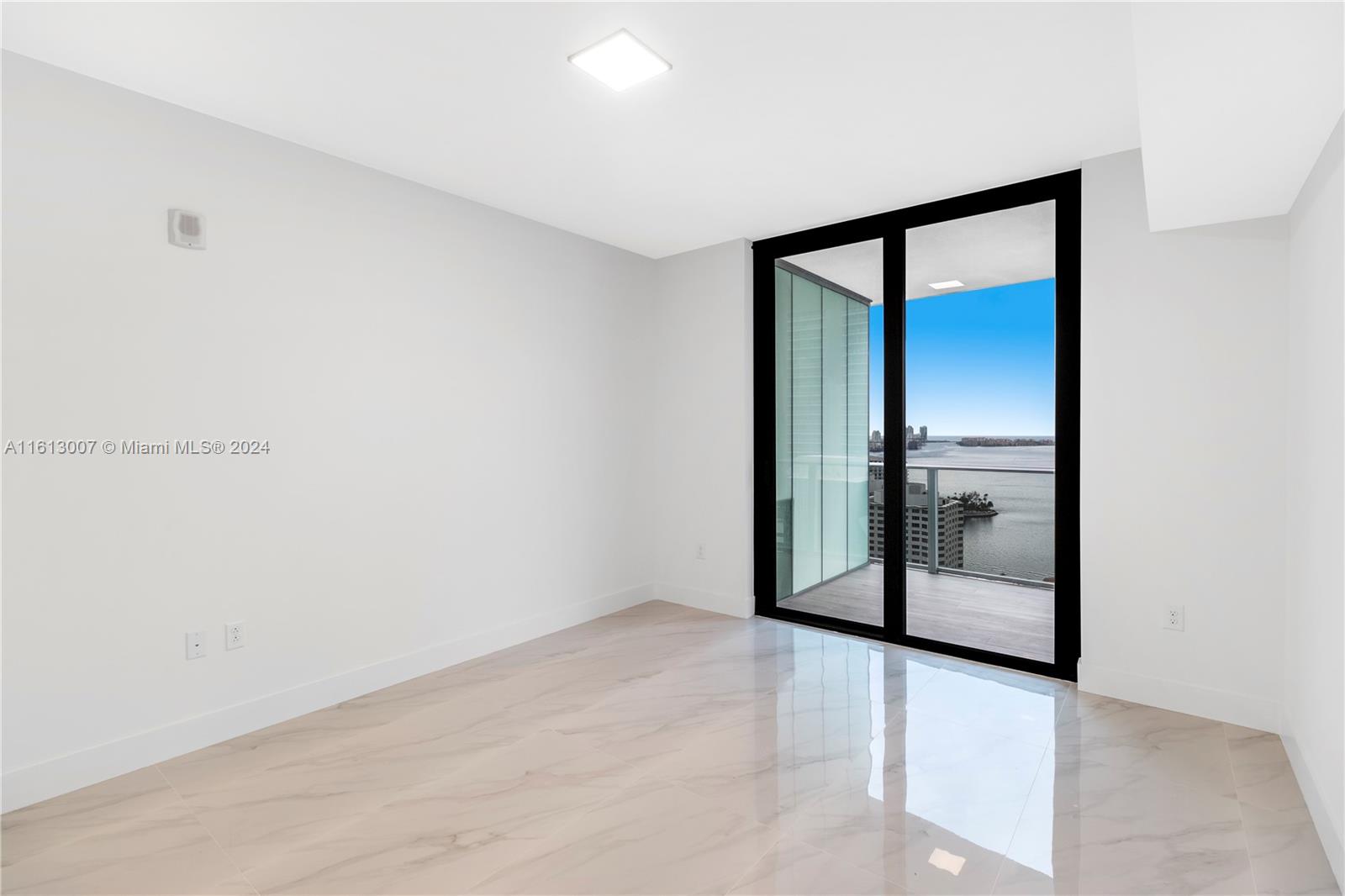 1010 BRICKELL CONDO - Residential Lease