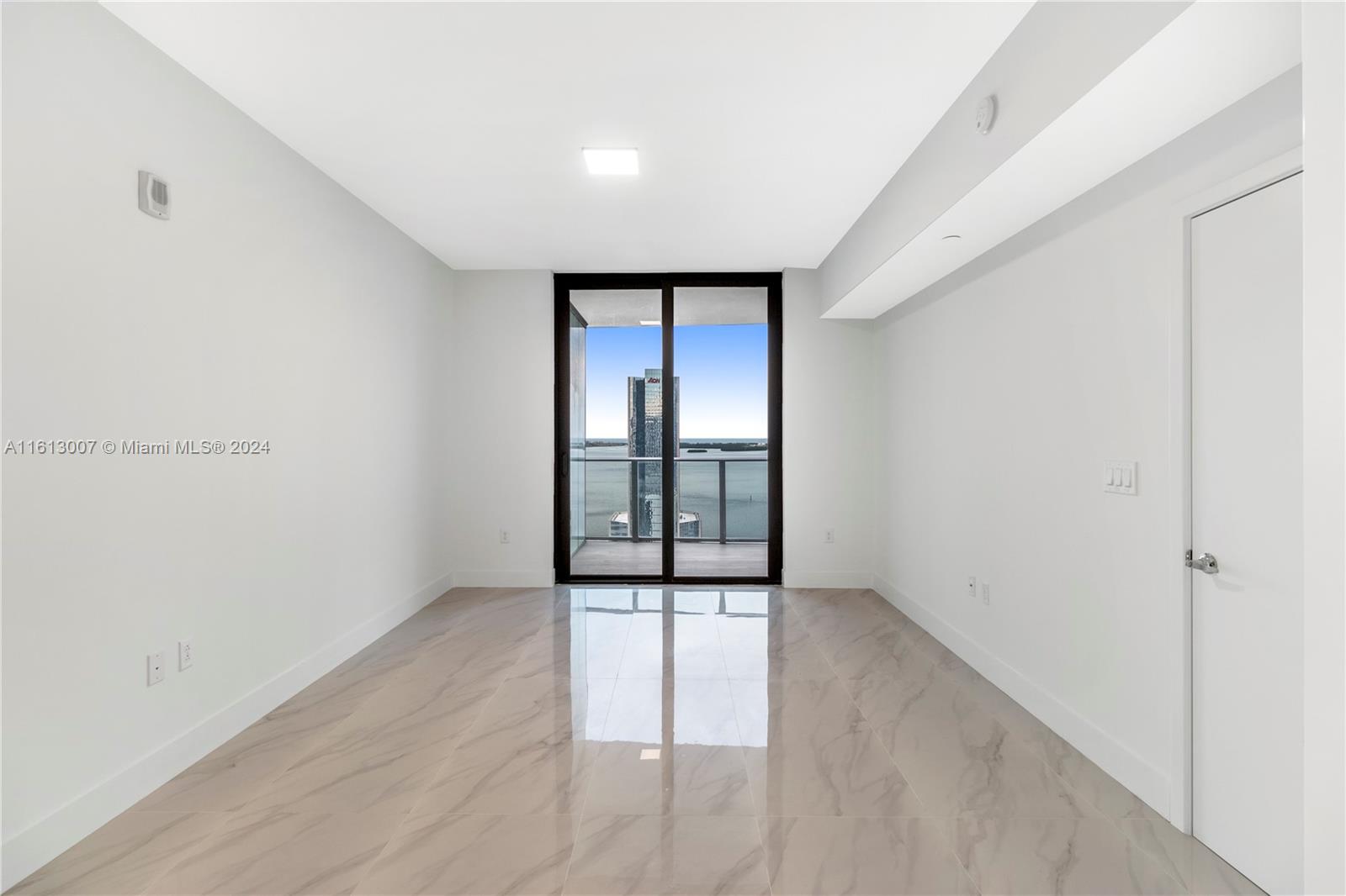 1010 BRICKELL CONDO - Residential Lease